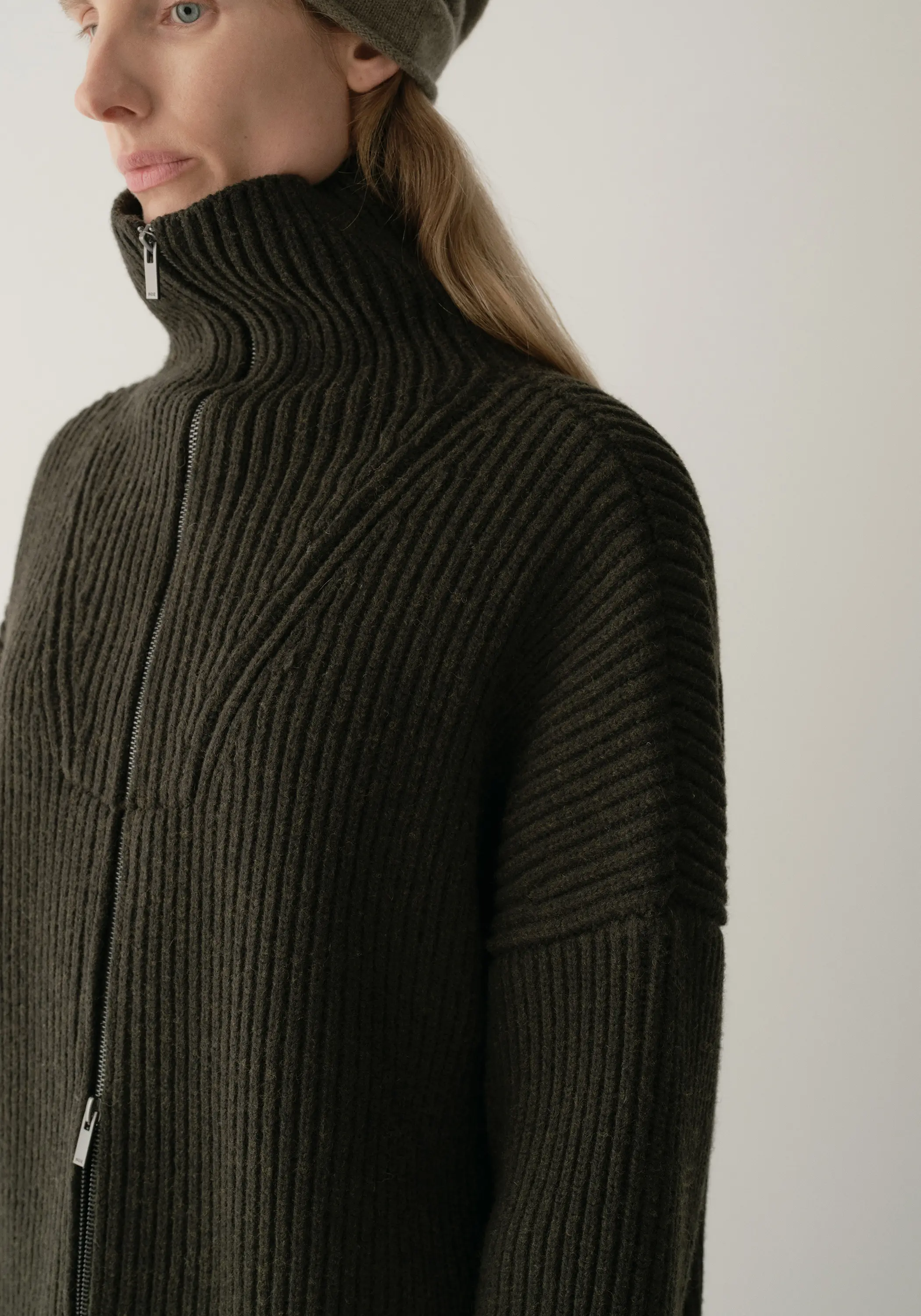 Two-way Collar Knit Cardigan - Image 10