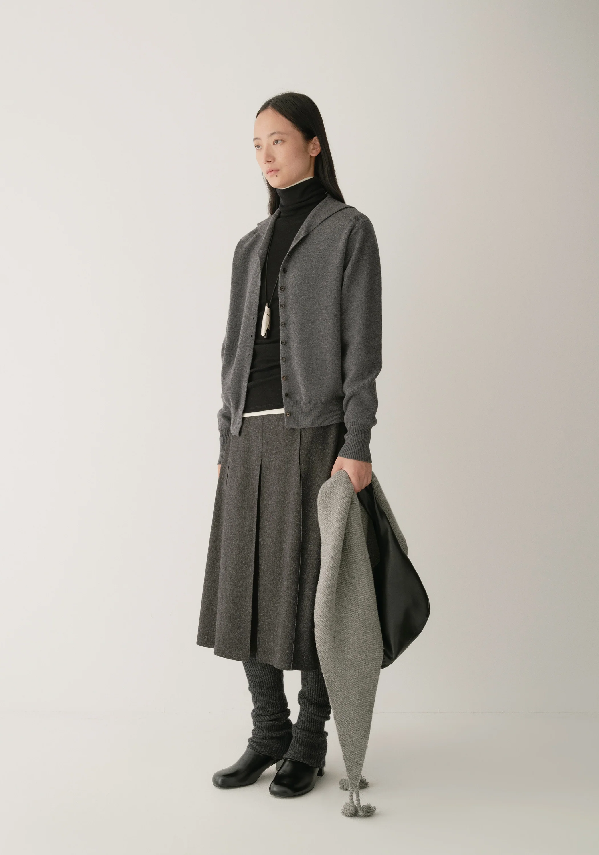 Merino Wool Navy-collar Cardigan - Image 14