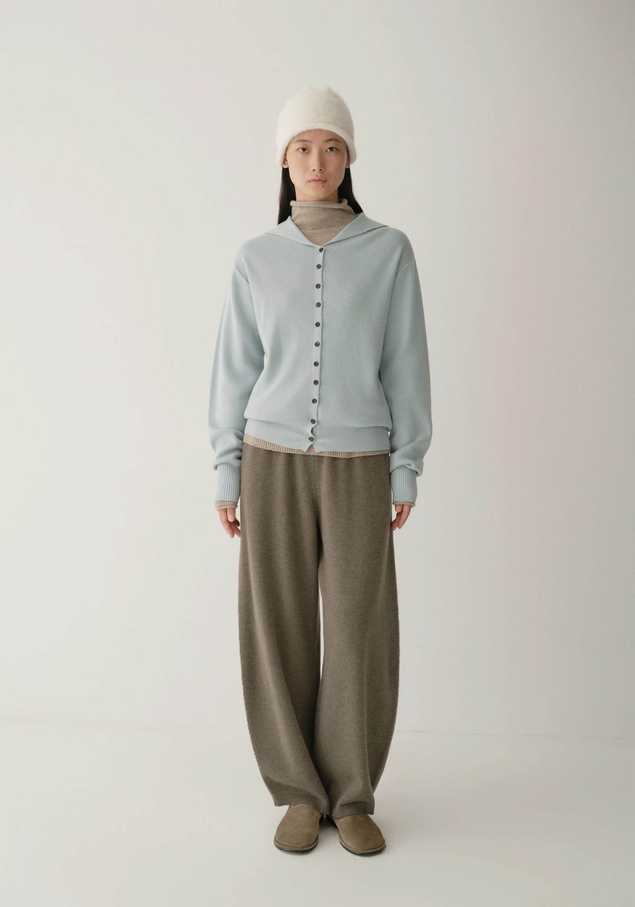 Merino Wool Navy-collar Cardigan - Image 5
