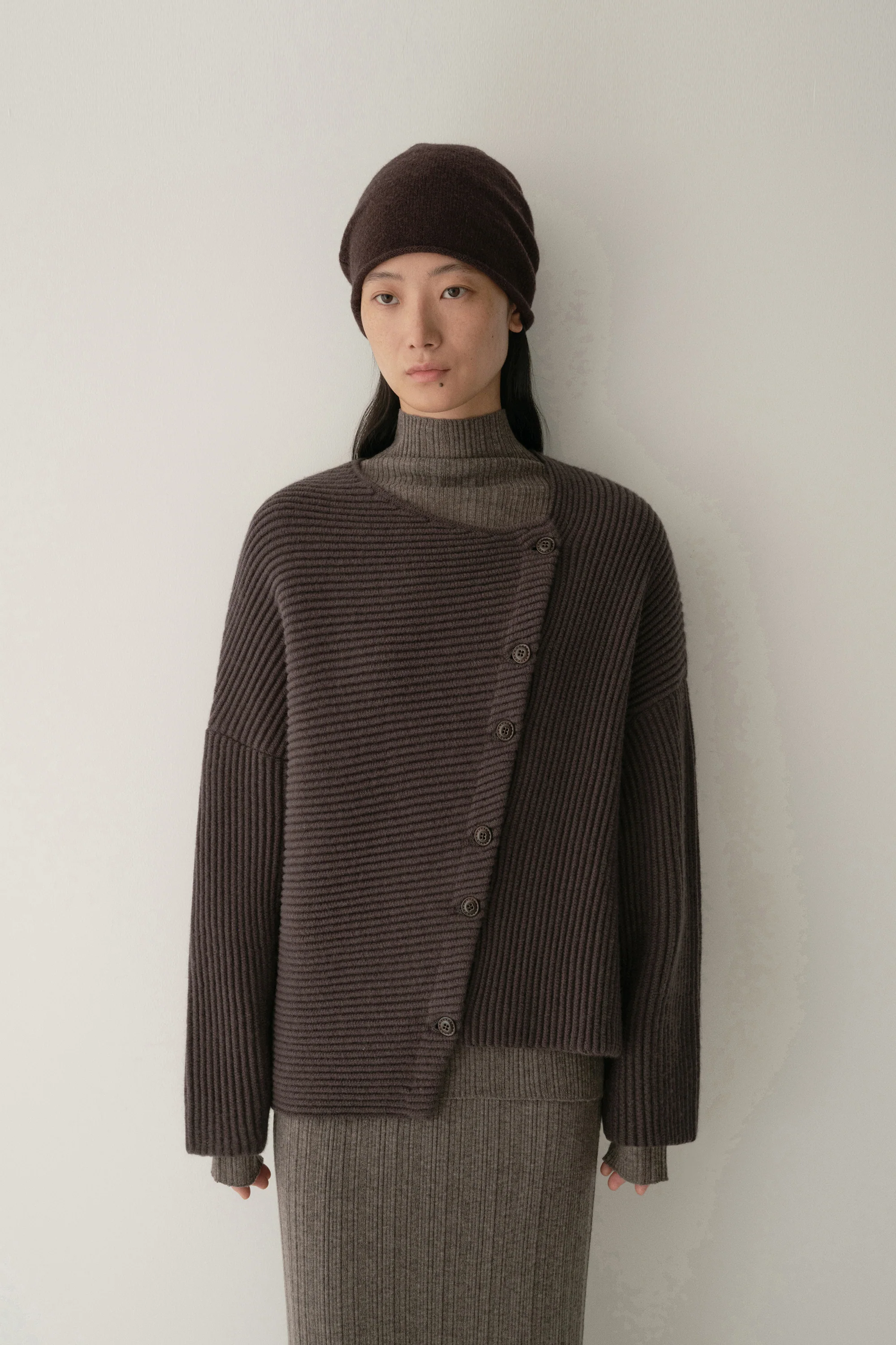 Asymmetric Knitted Cardigan - Image 5