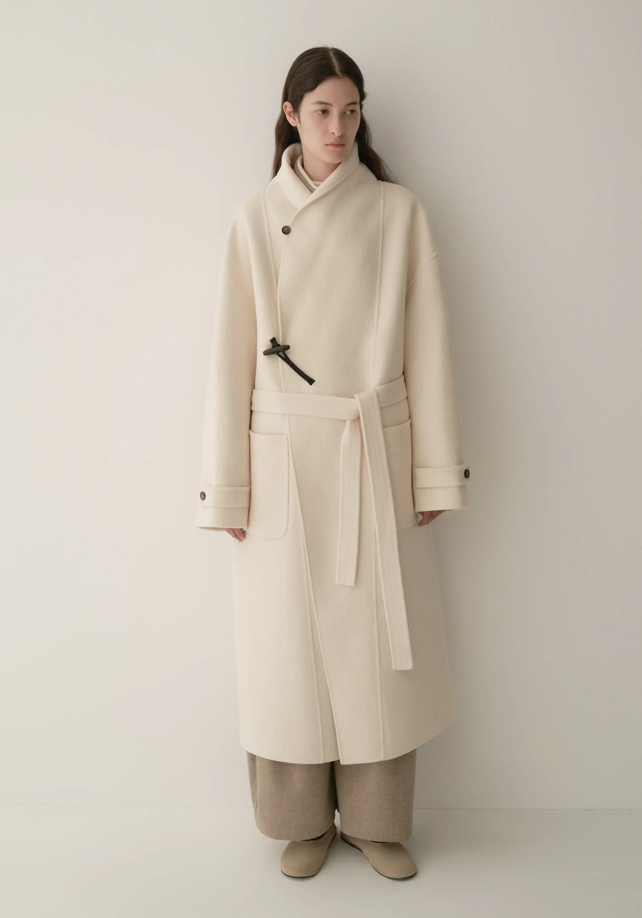 Shearling Collar Toggle Wool Long Coat - Image 23