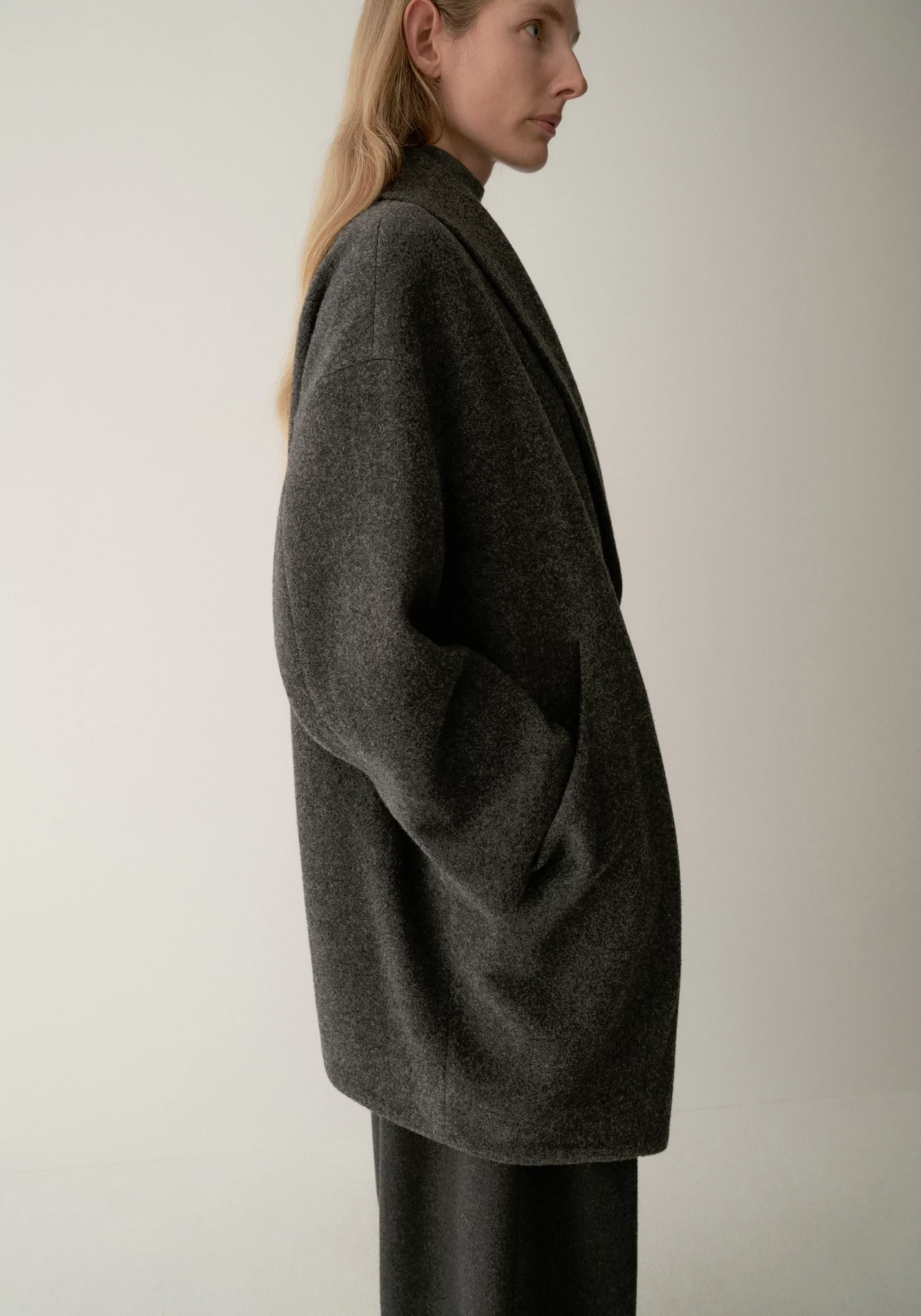 Brushed Mid-length Wool Coat - Image 11