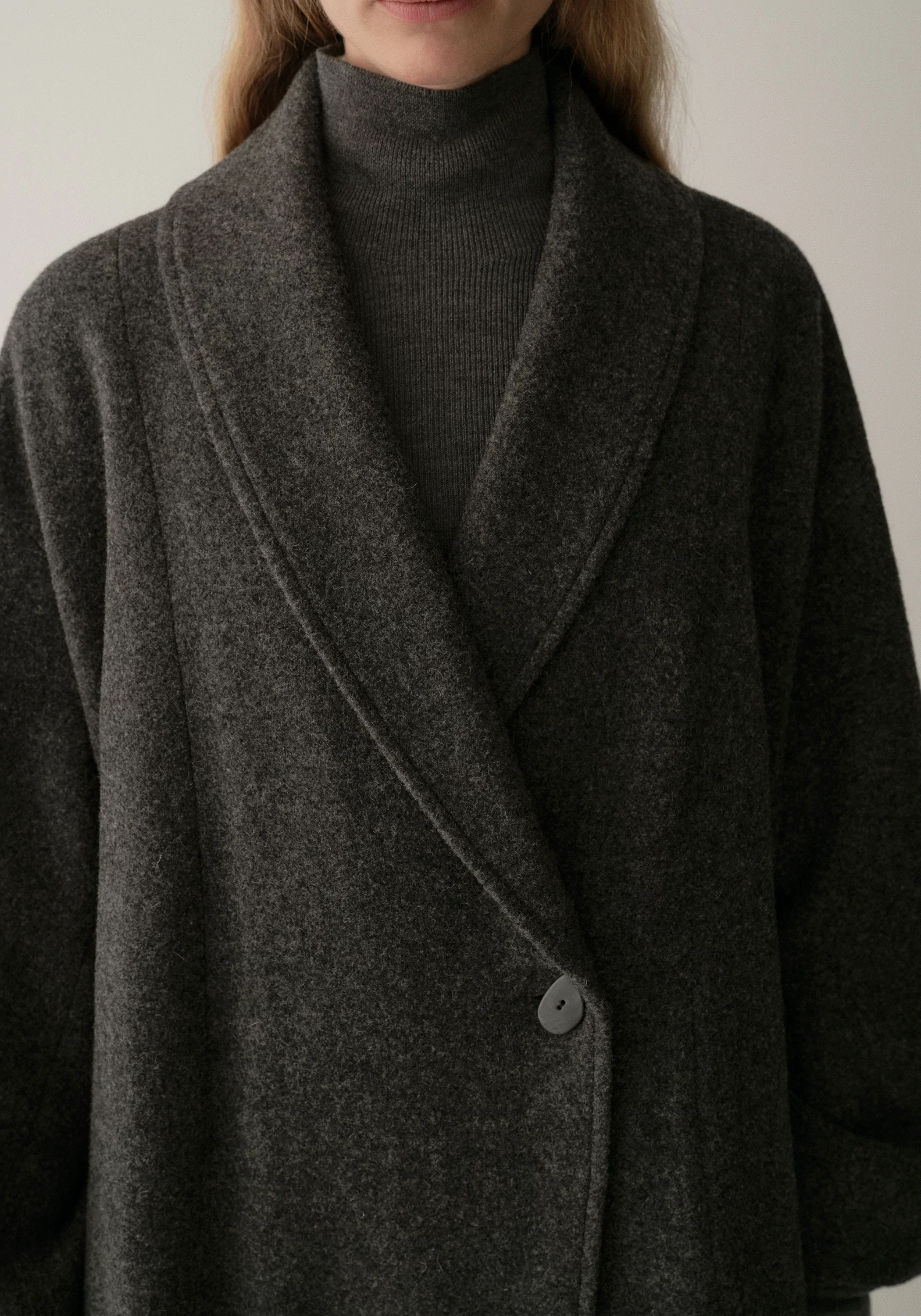 Brushed Mid-length Wool Coat - Image 12