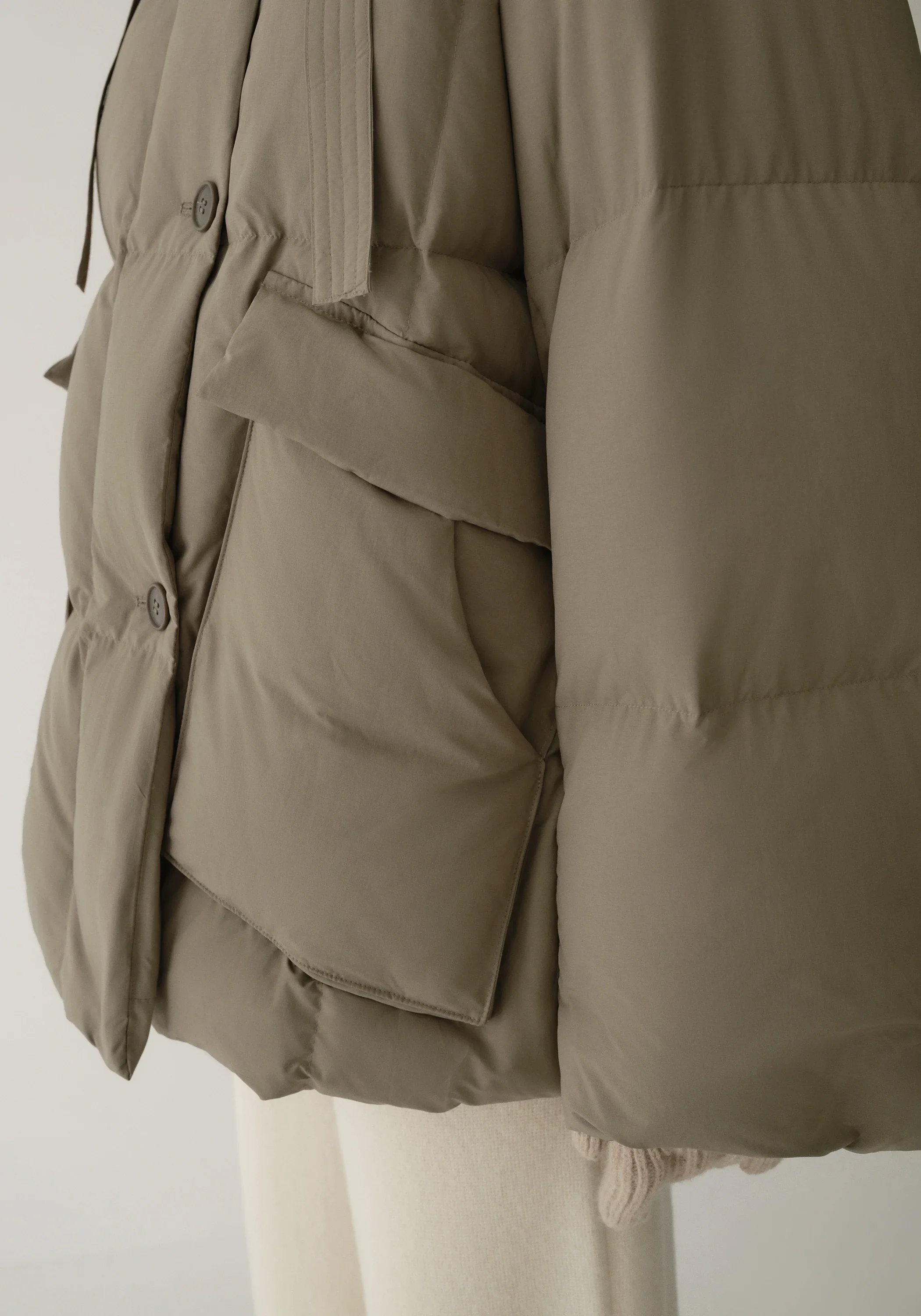 Drawstring Hooded Short Down Jacket - Image 12