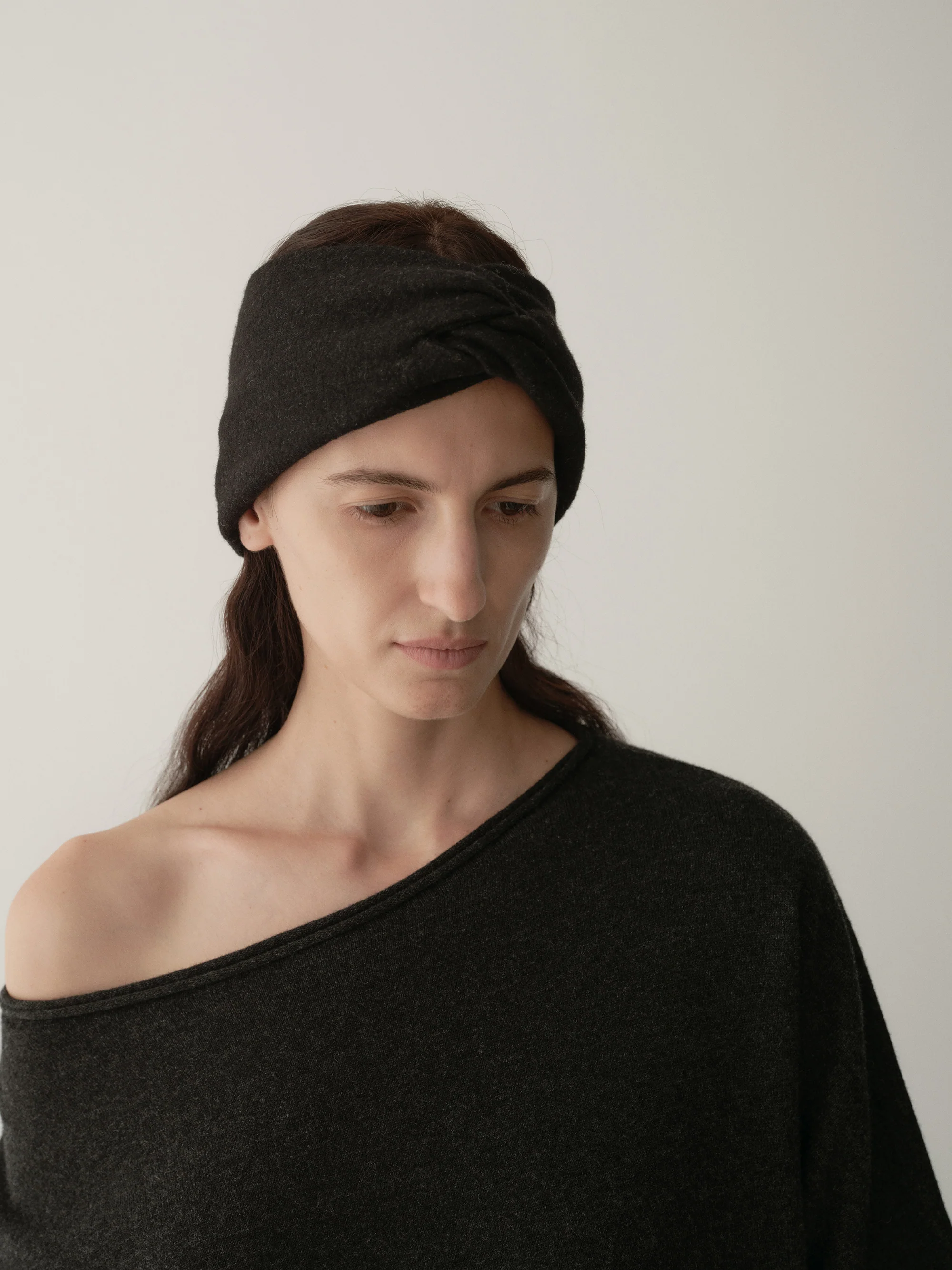 Wool Wide-faced Elastic Hairband - Image 17