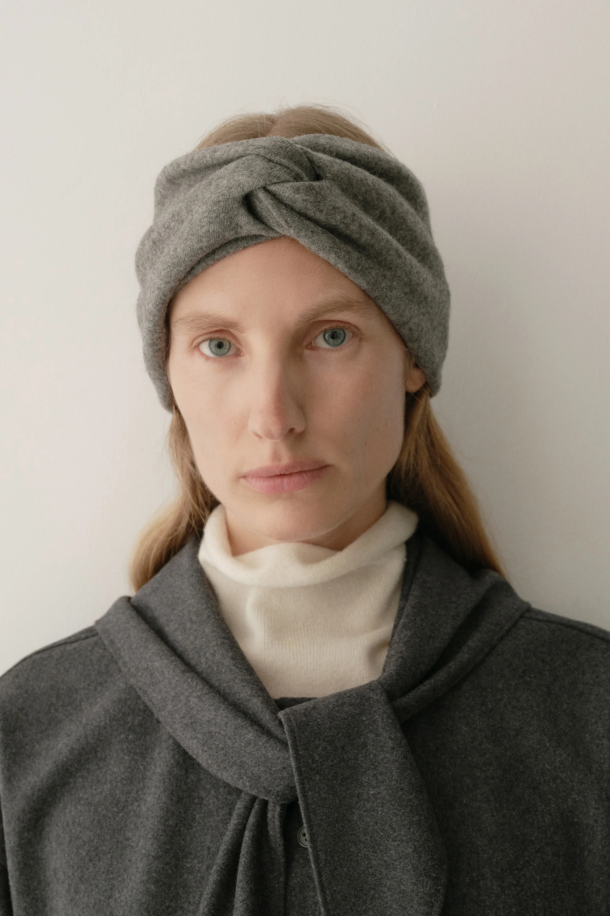 Wool Wide-faced Elastic Hairband - Image 3