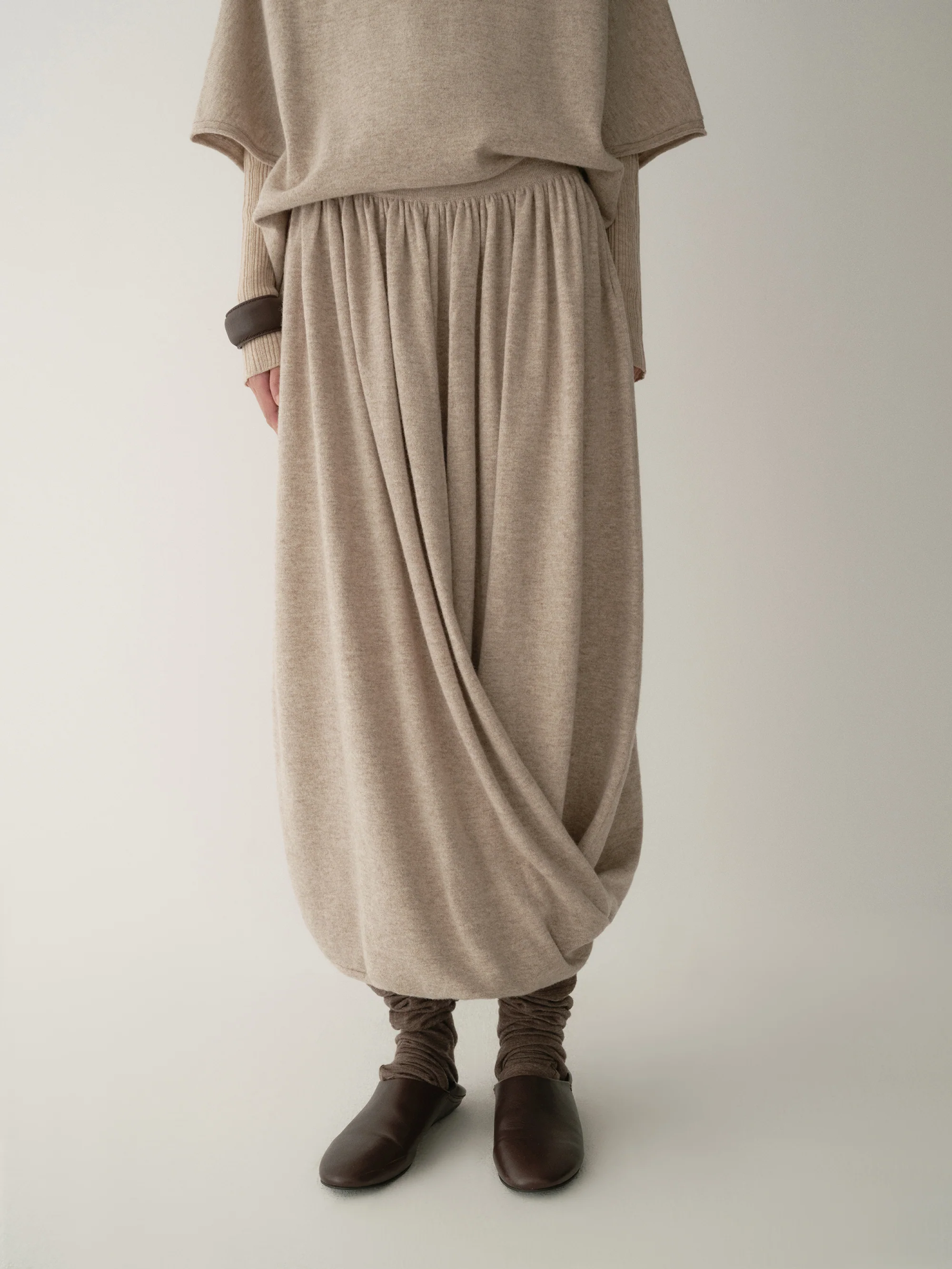 Structured Merino Wool Skirt - Image 15