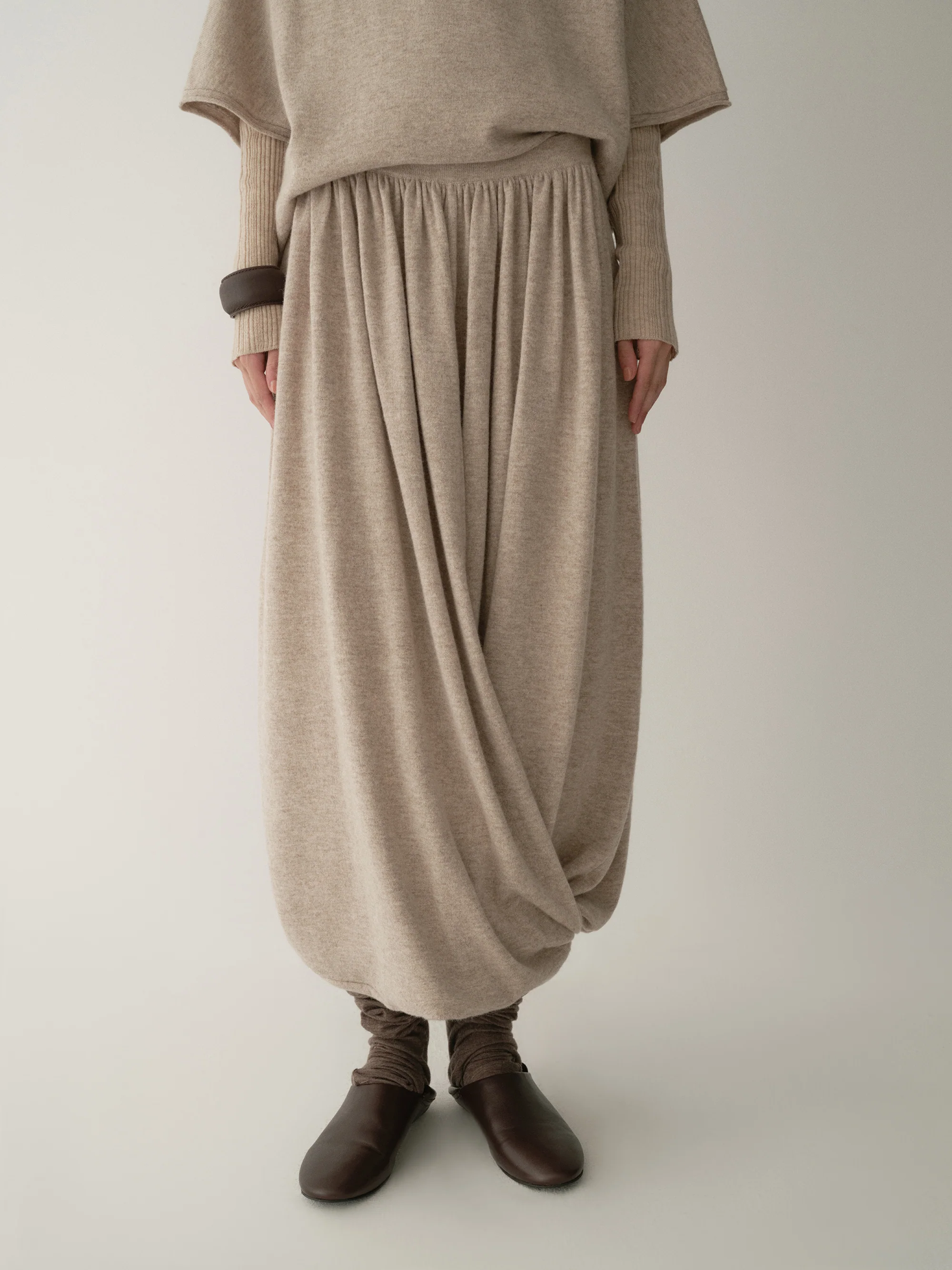 Structured Merino Wool Skirt - Image 17