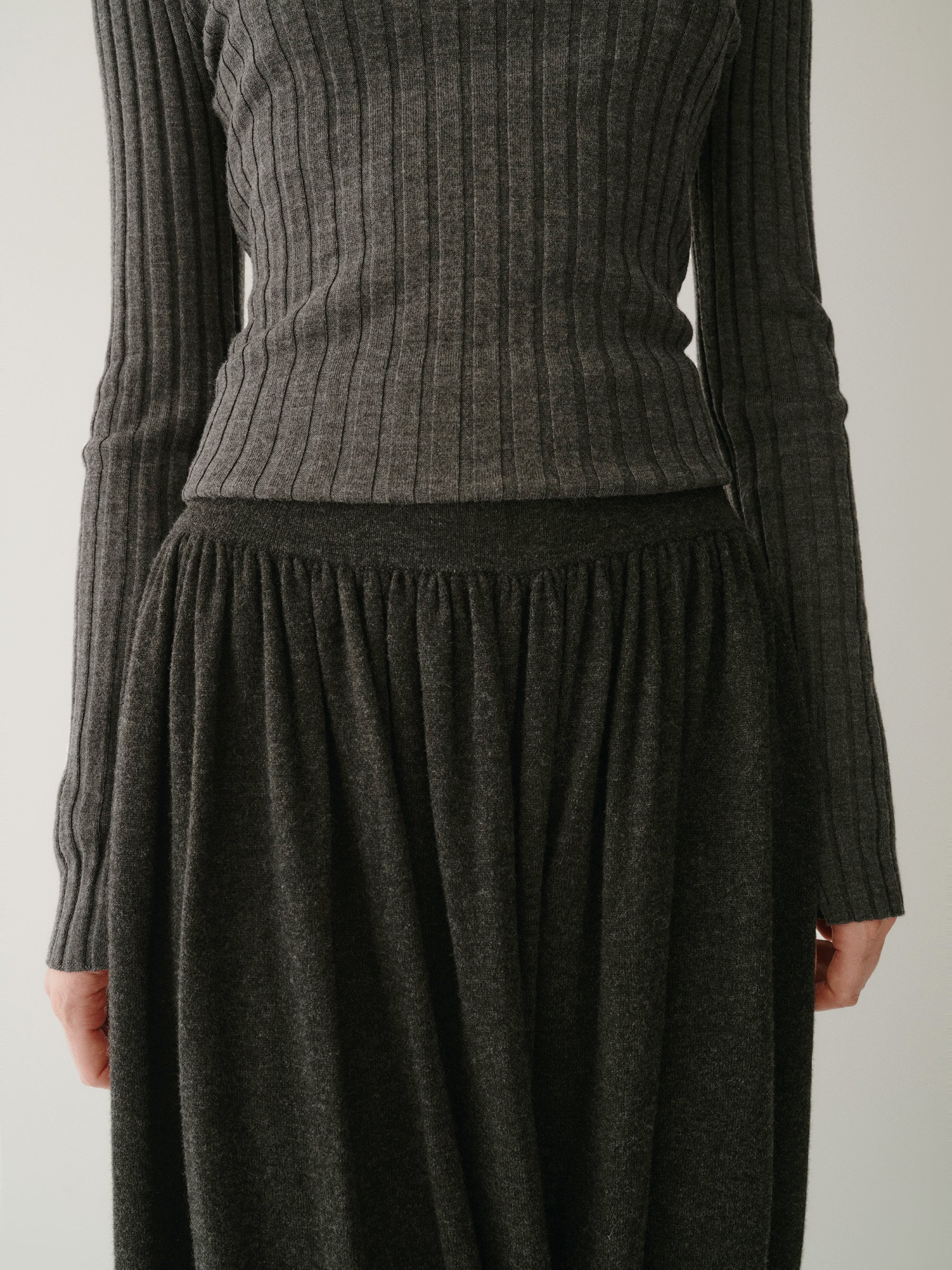 Structured Merino Wool Skirt - Image 8