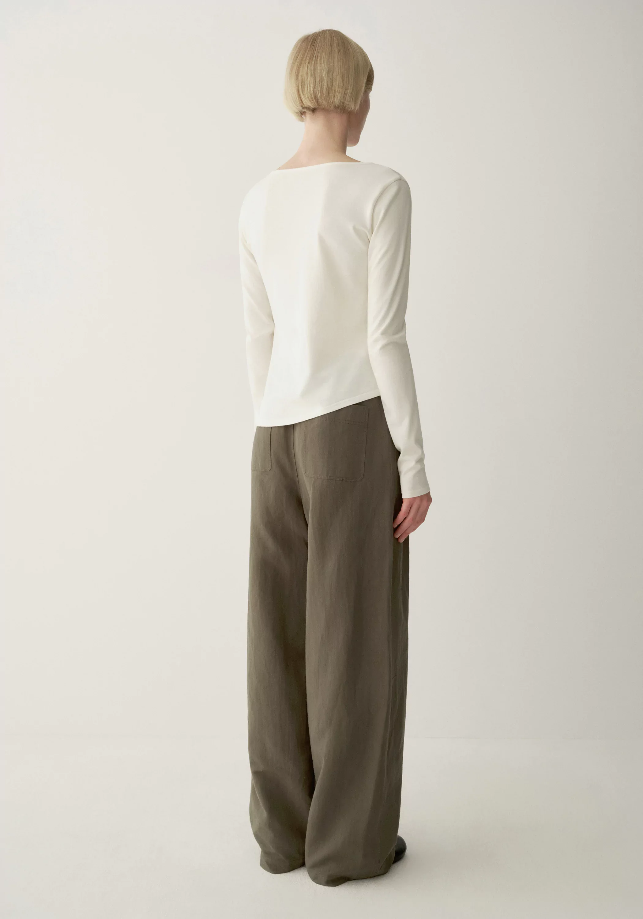 Asymmetric Long-sleeve T-shirt - Image 13