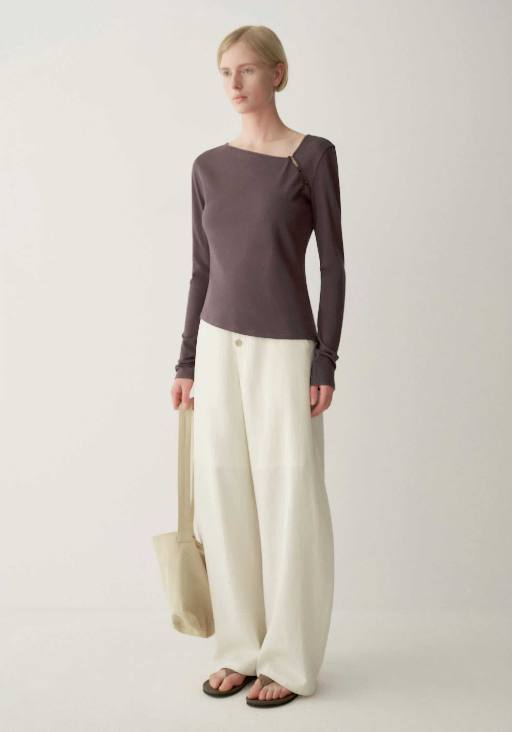Asymmetric Long-sleeve T-shirt - Image 5