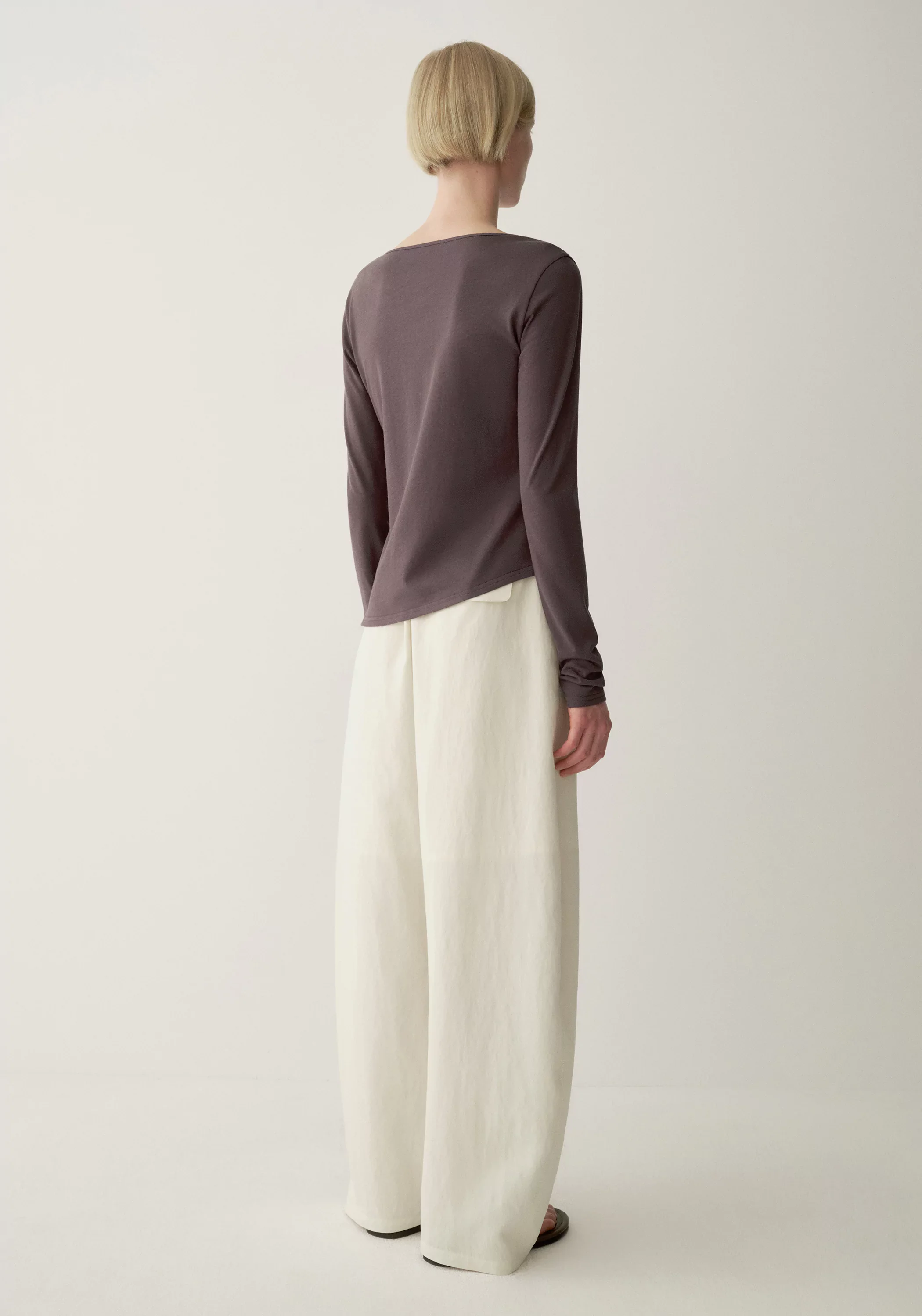Asymmetric Long-sleeve T-shirt - Image 6