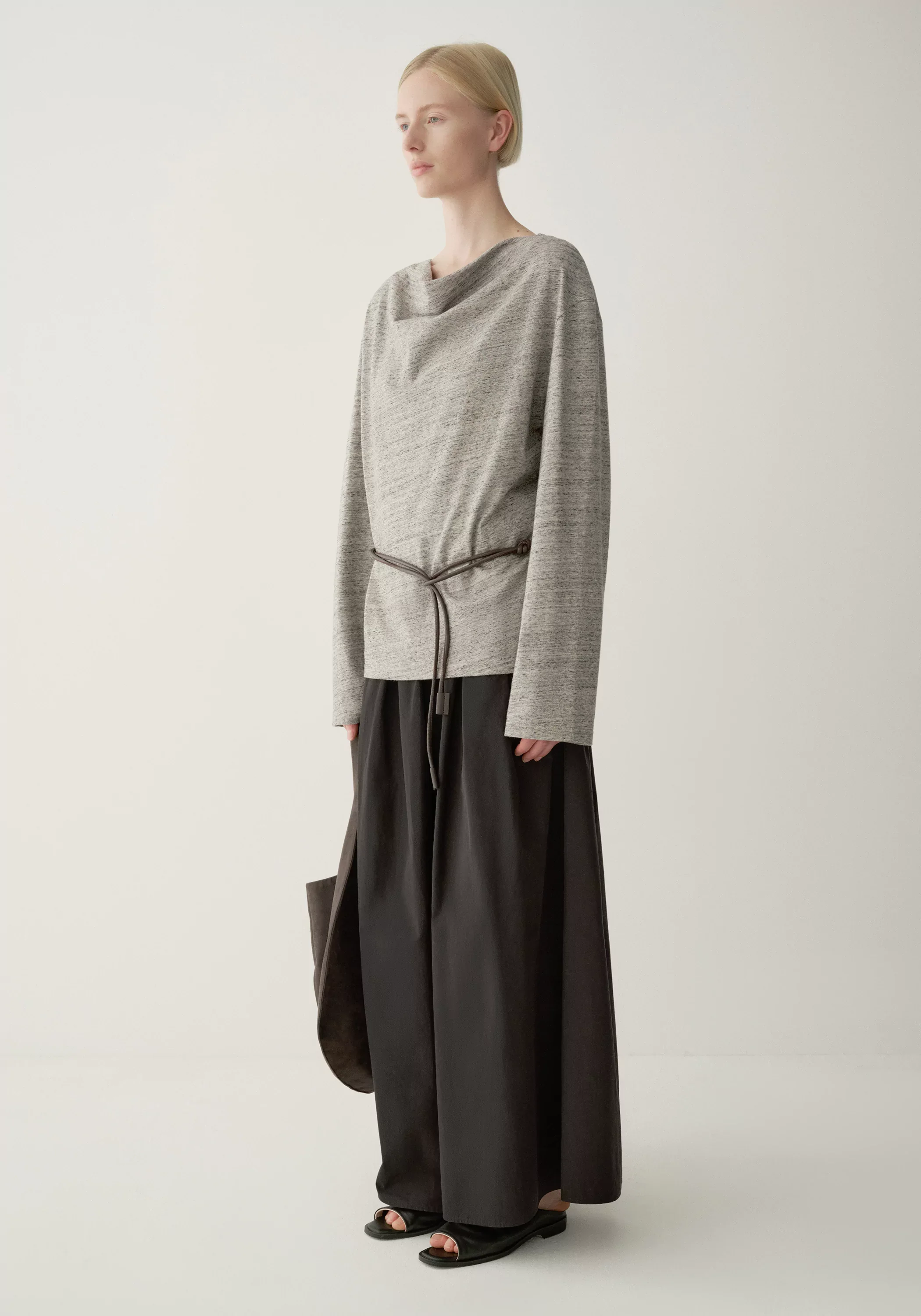 Wool-cotton T-shirt - Image 10