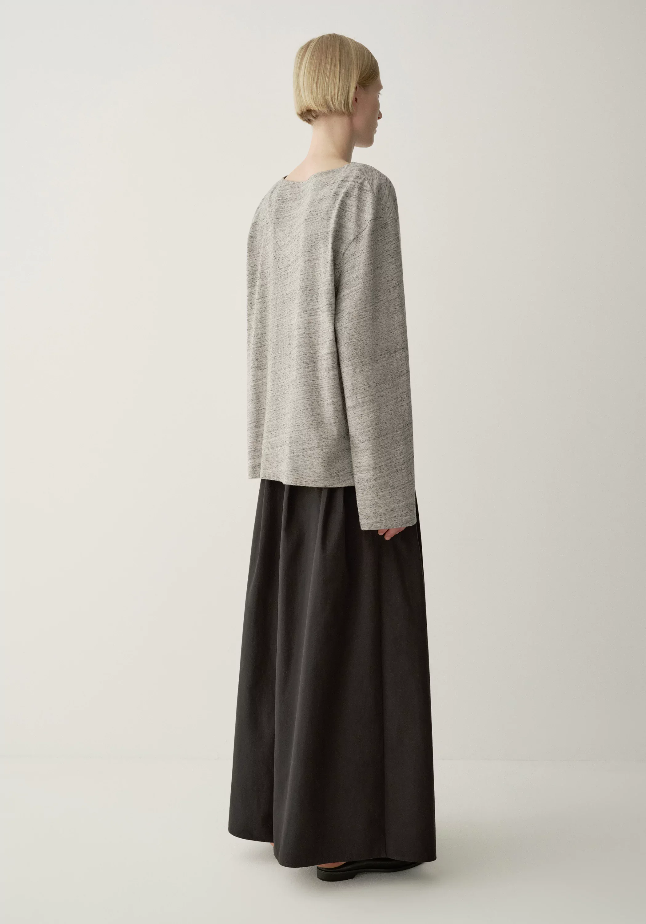 Wool-cotton T-shirt - Image 11