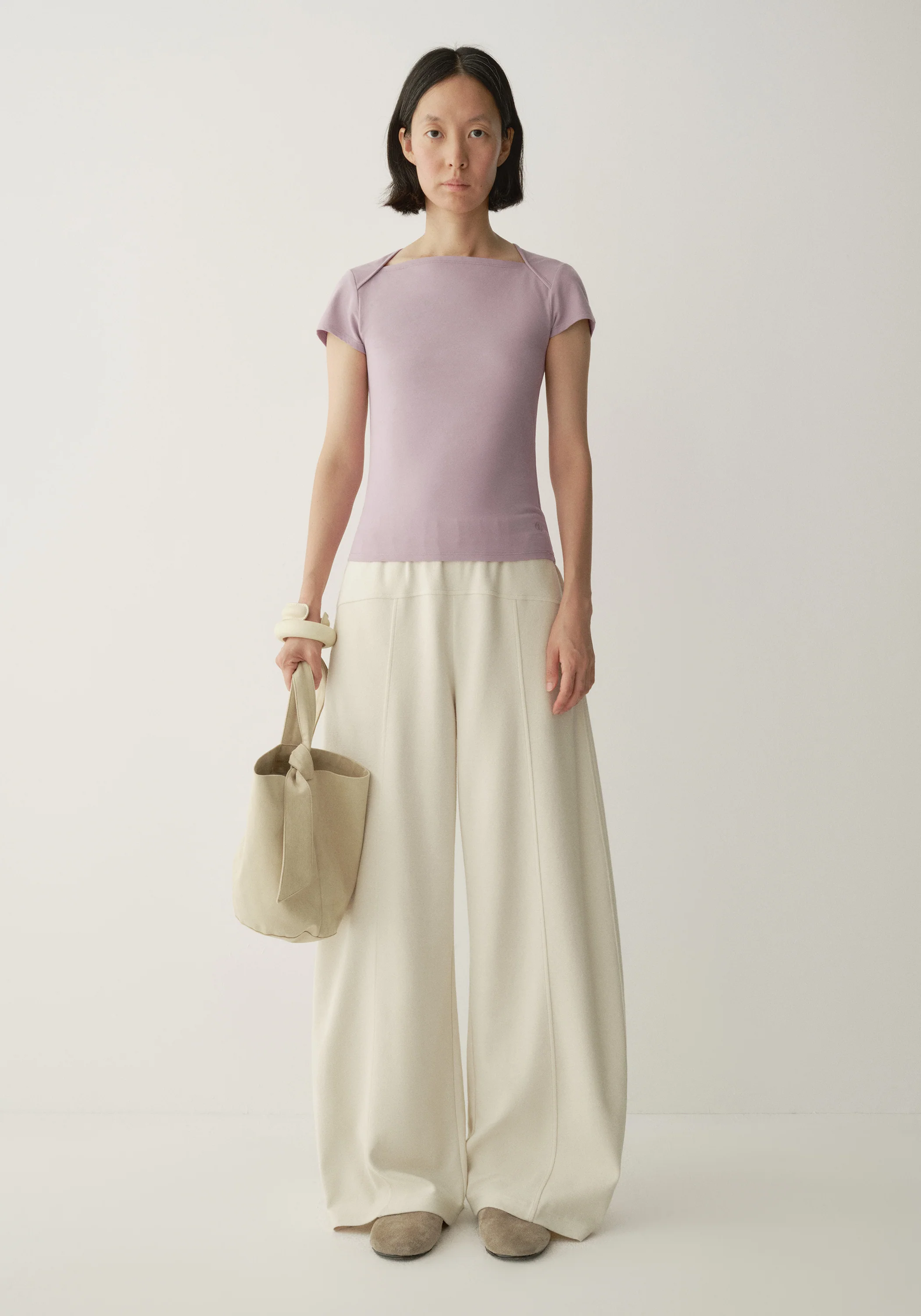 Brushed Cotton T-shirt - Image 17