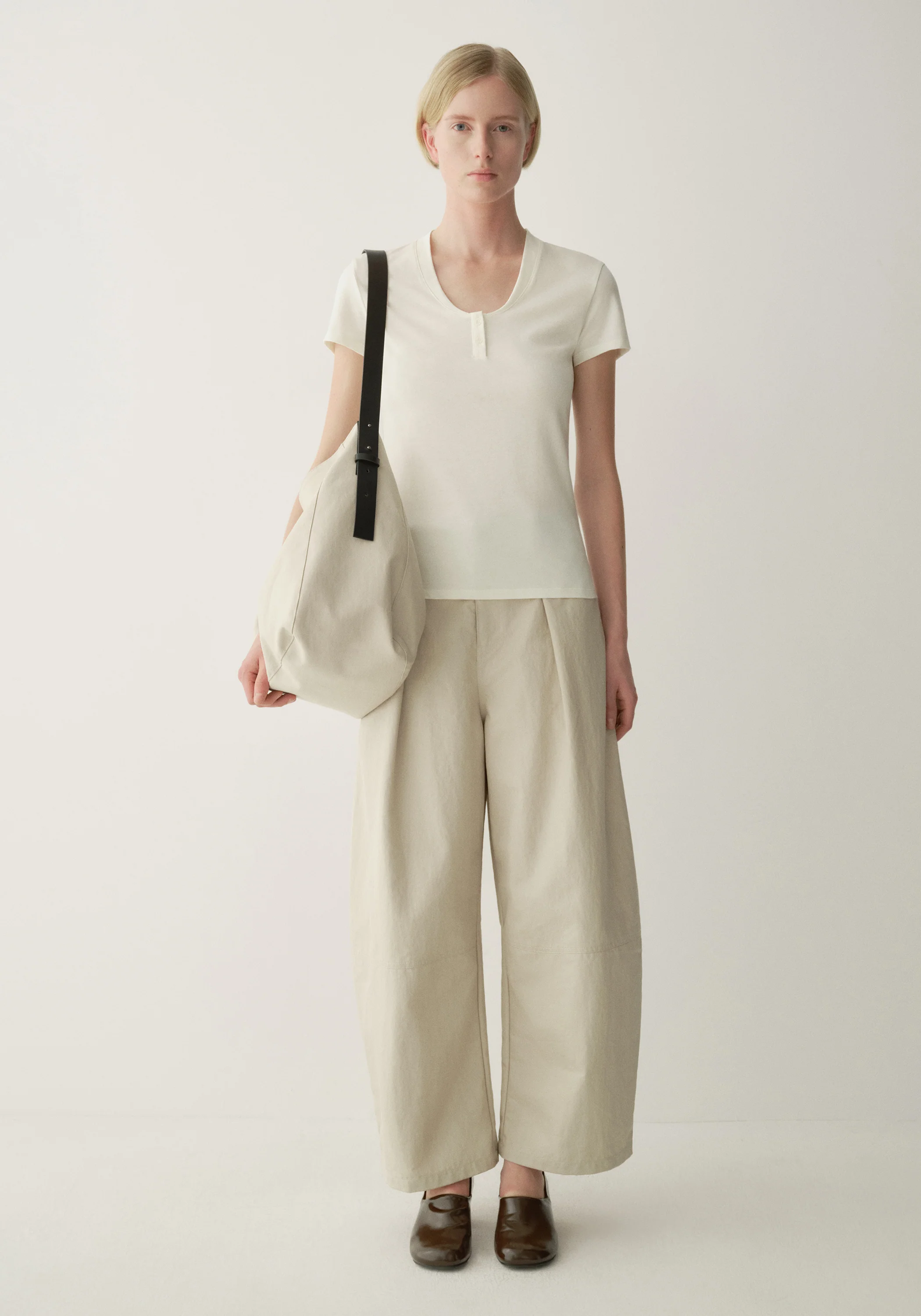 Cotton-wool Buttoned T-shirt - Image 9