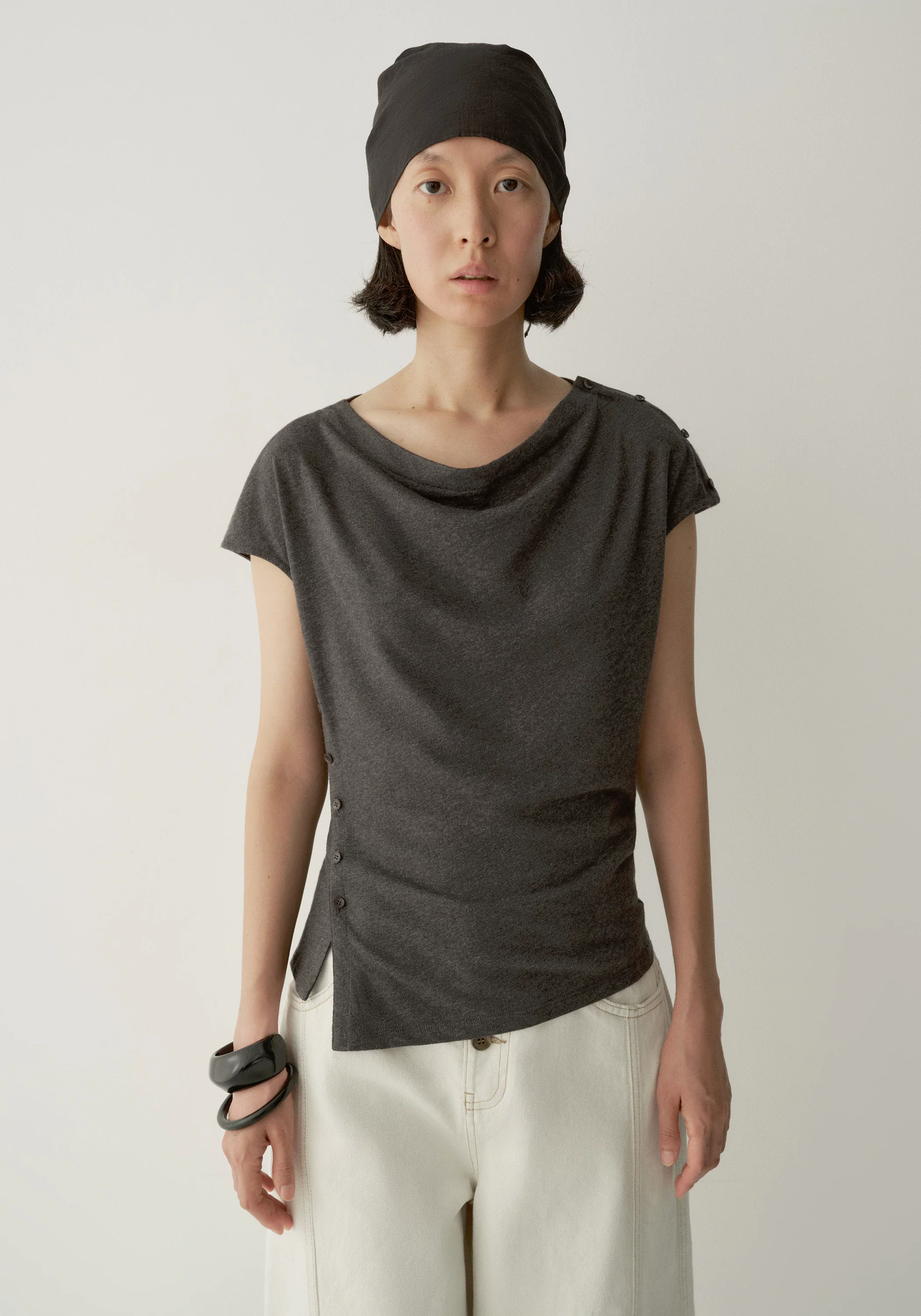 Side-slit T-shirt - Image 11