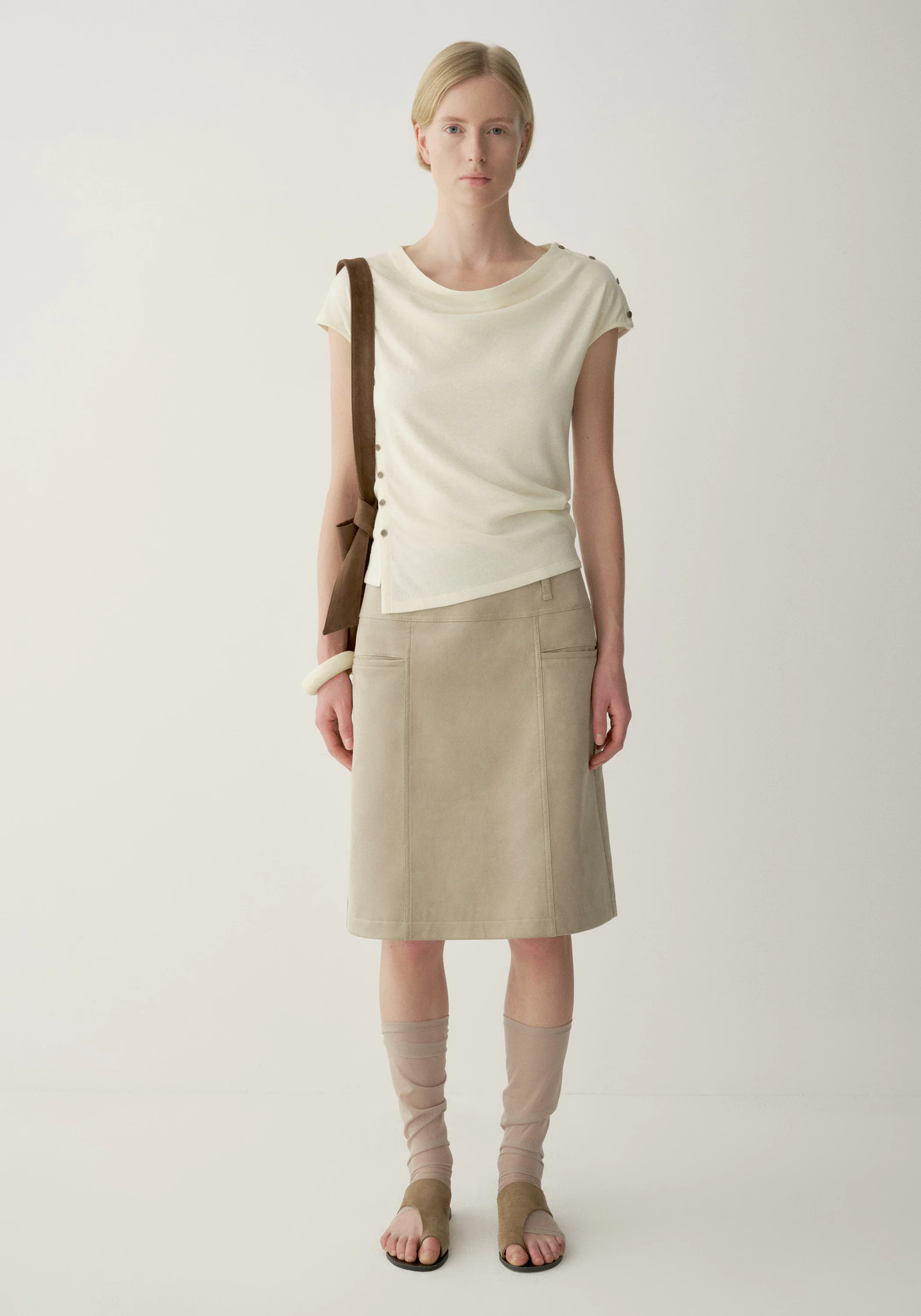 Side-slit T-shirt - Image 17
