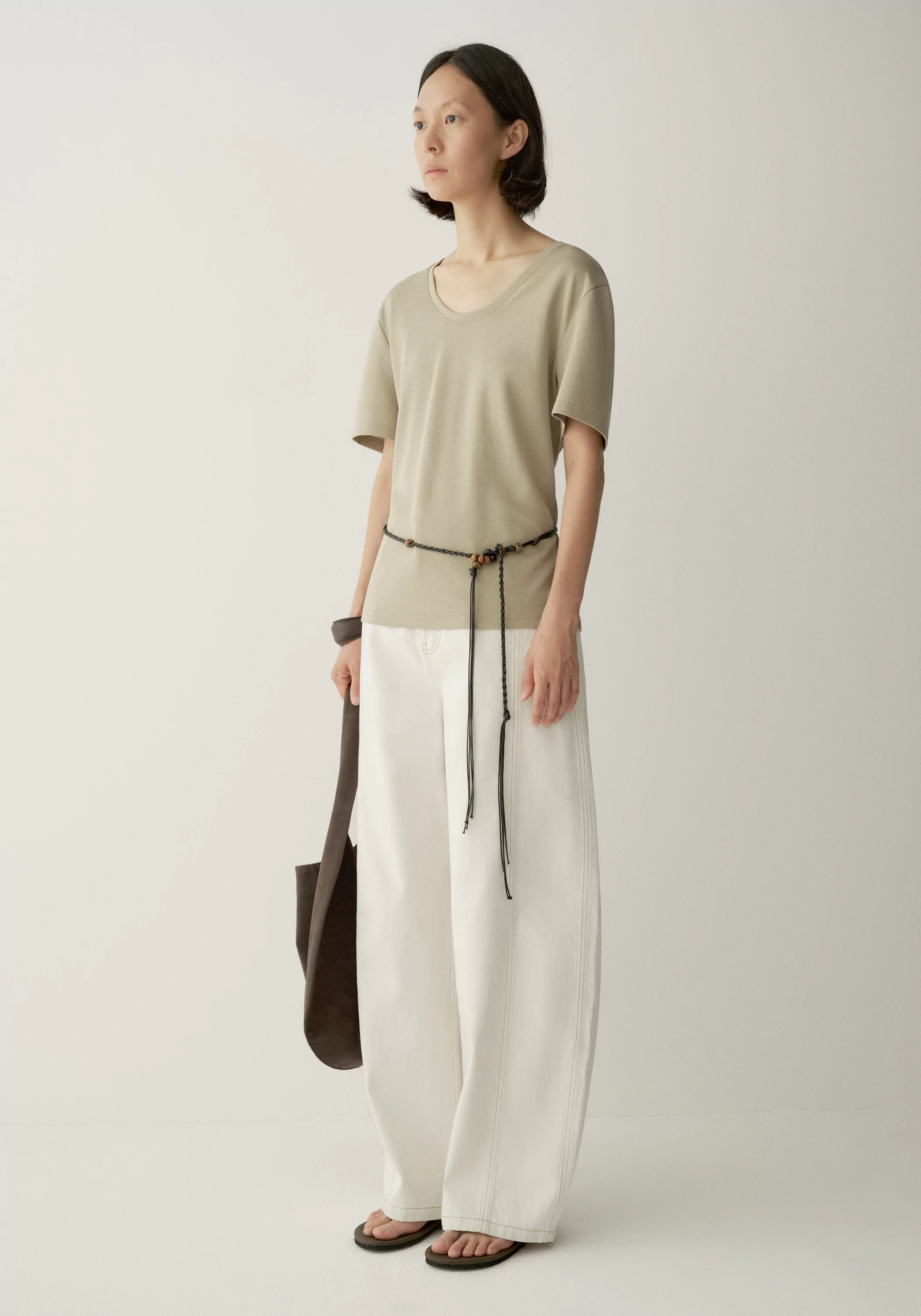 Regular U-neck T-shirt - Image 4