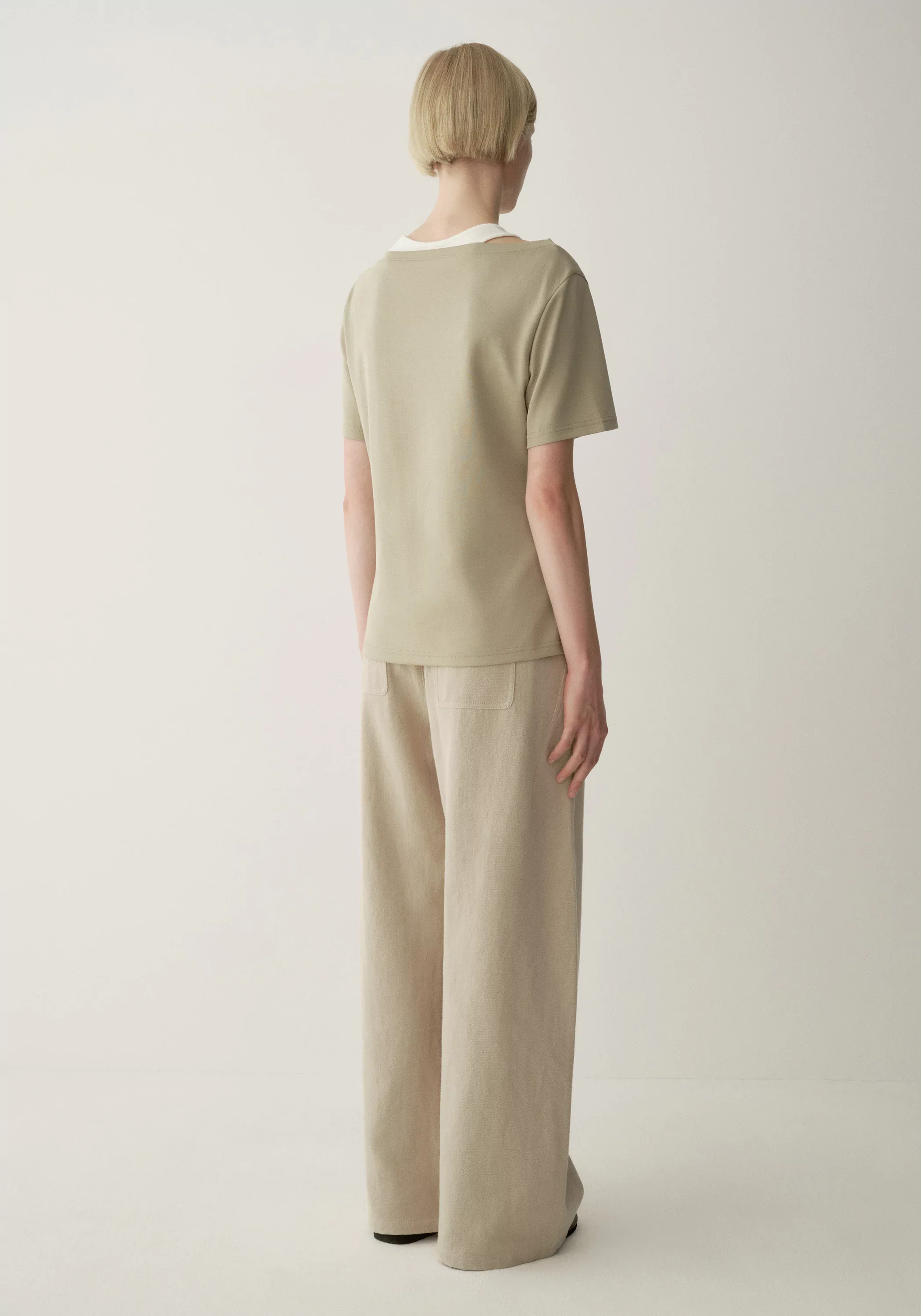Regular T-shirt - Image 10