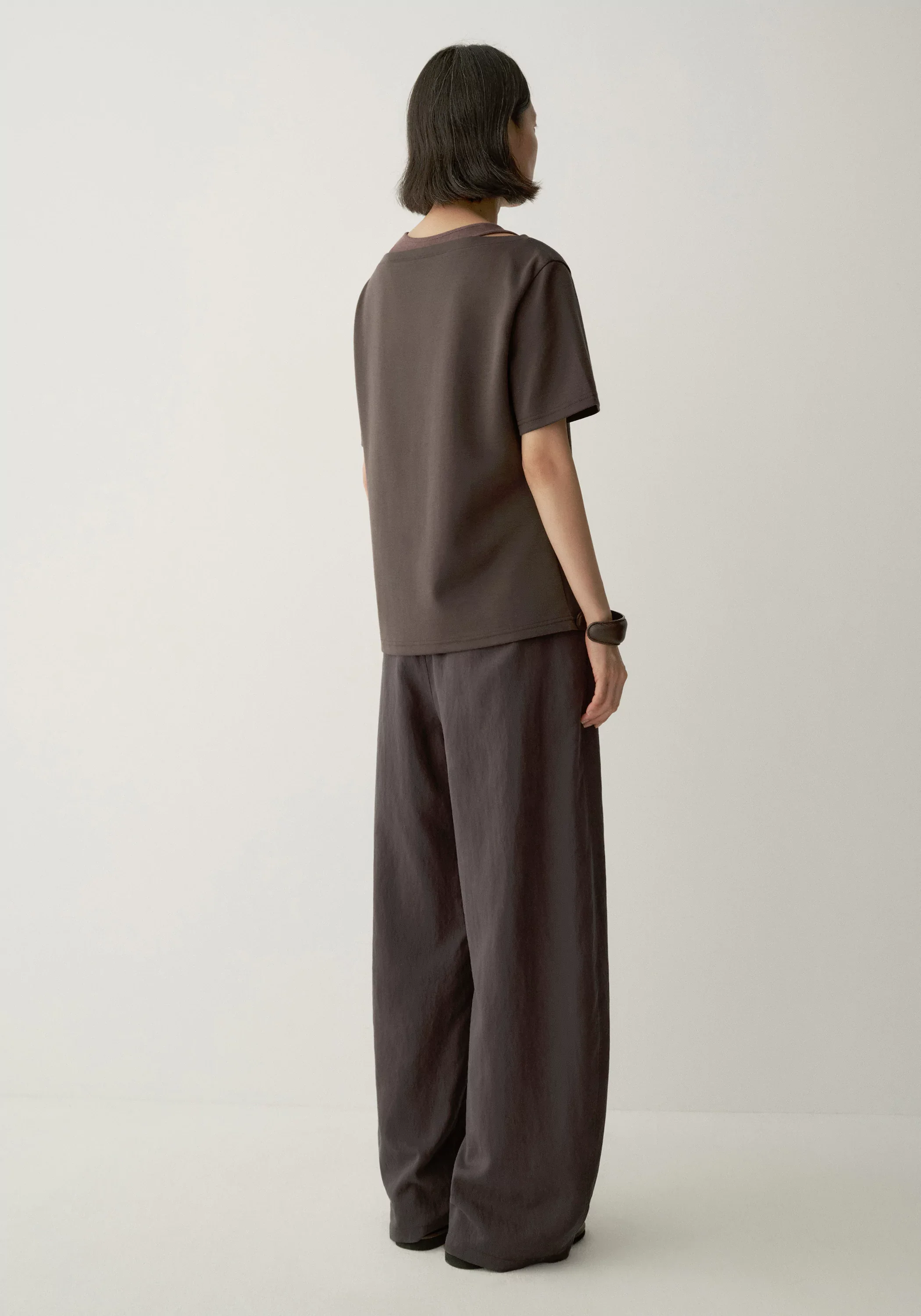 Regular T-shirt - Image 16
