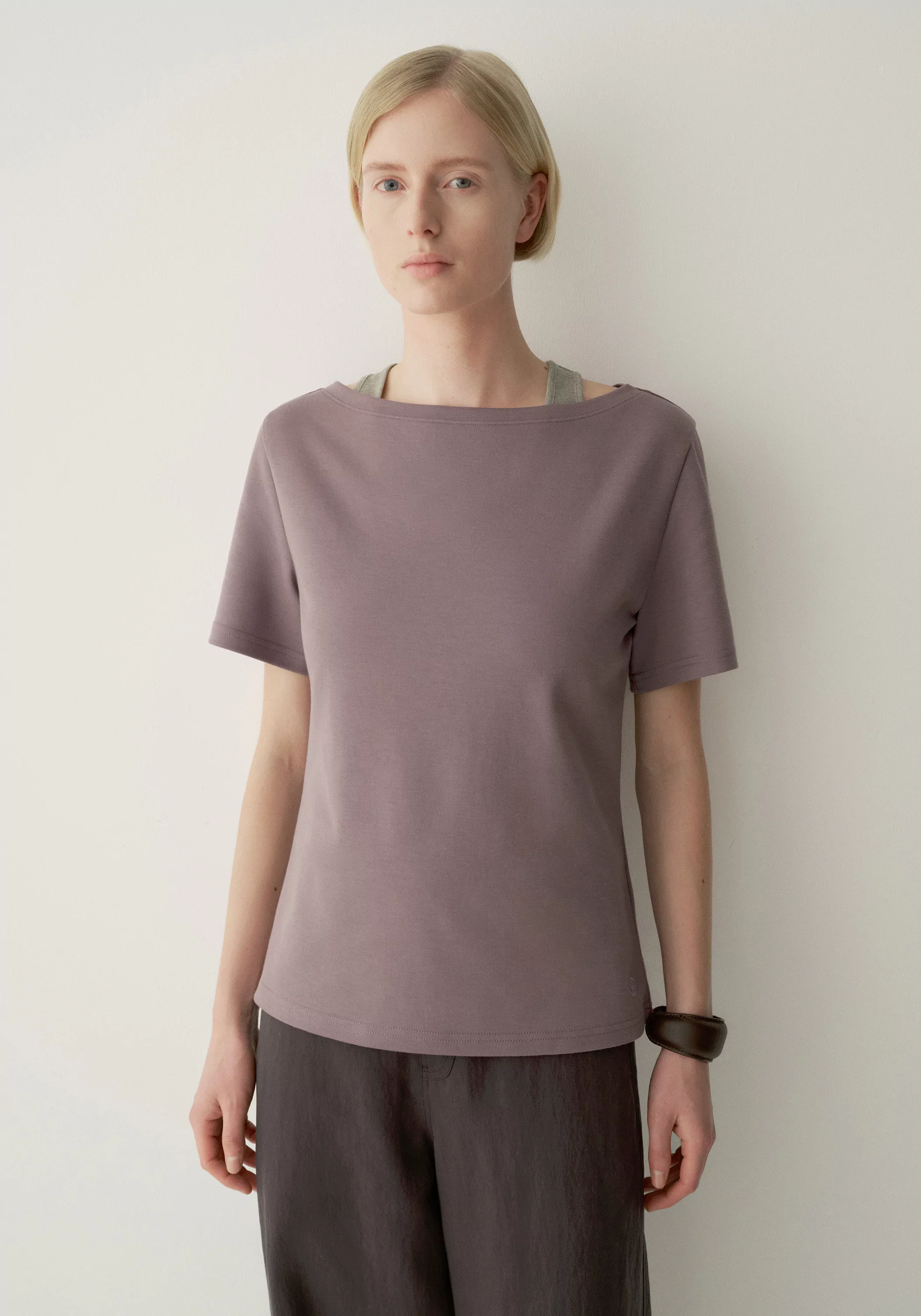 Regular T-shirt - Image 18