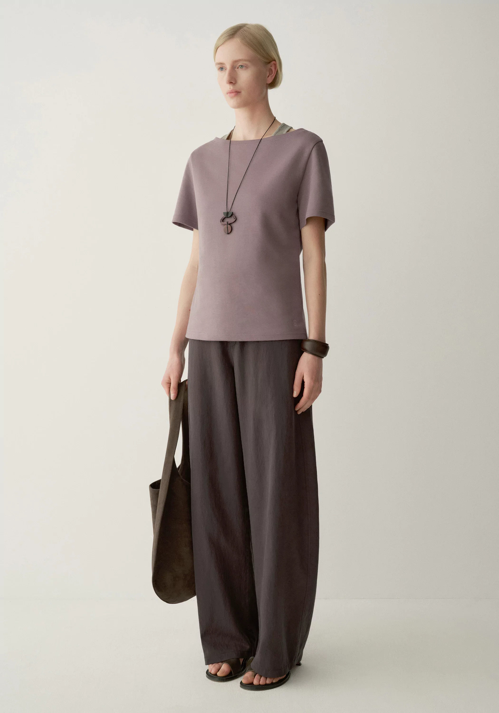 Regular T-shirt - Image 20