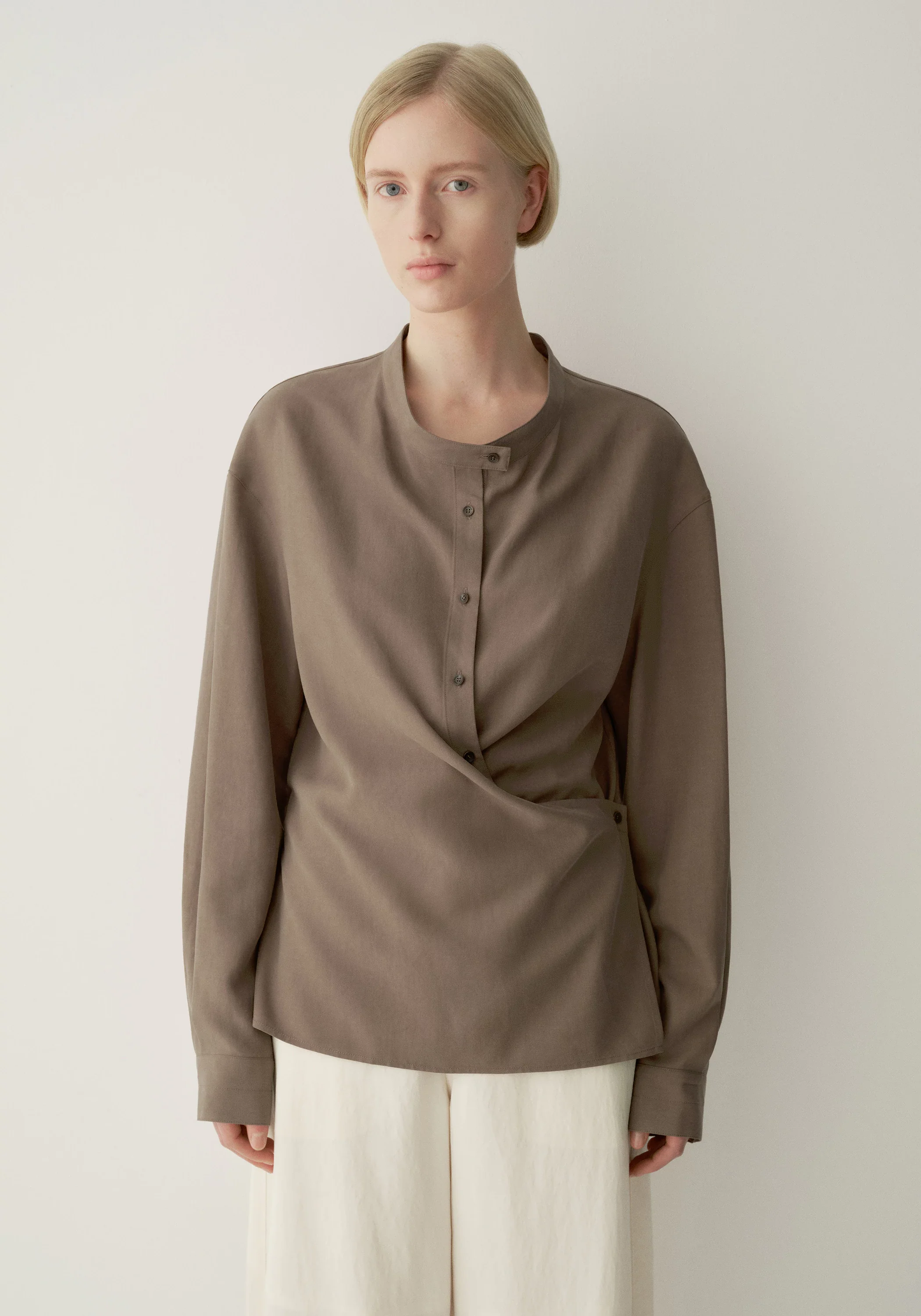 Curved-placket Shirt