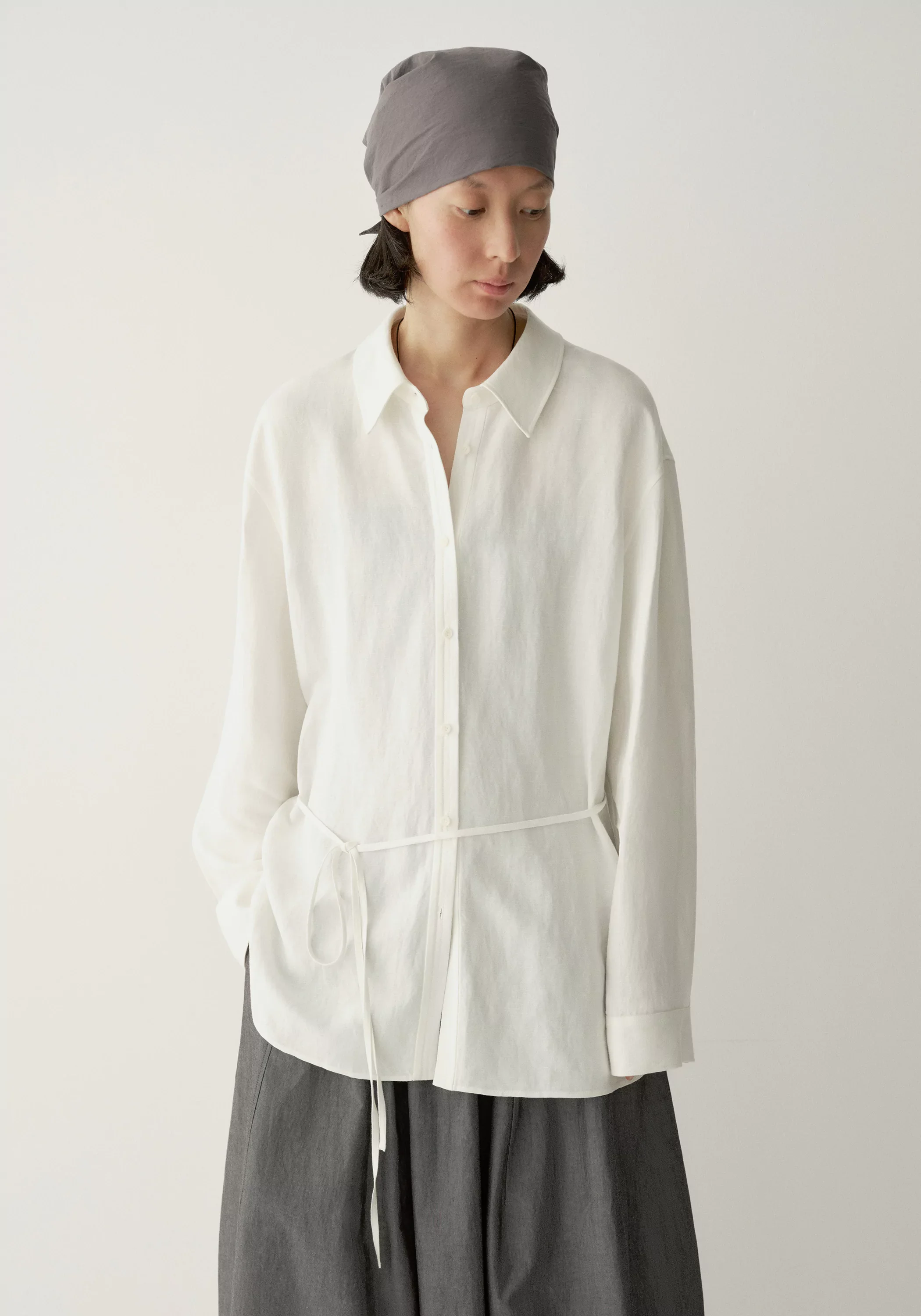 Slim-tie Linen Shirt - Image 15
