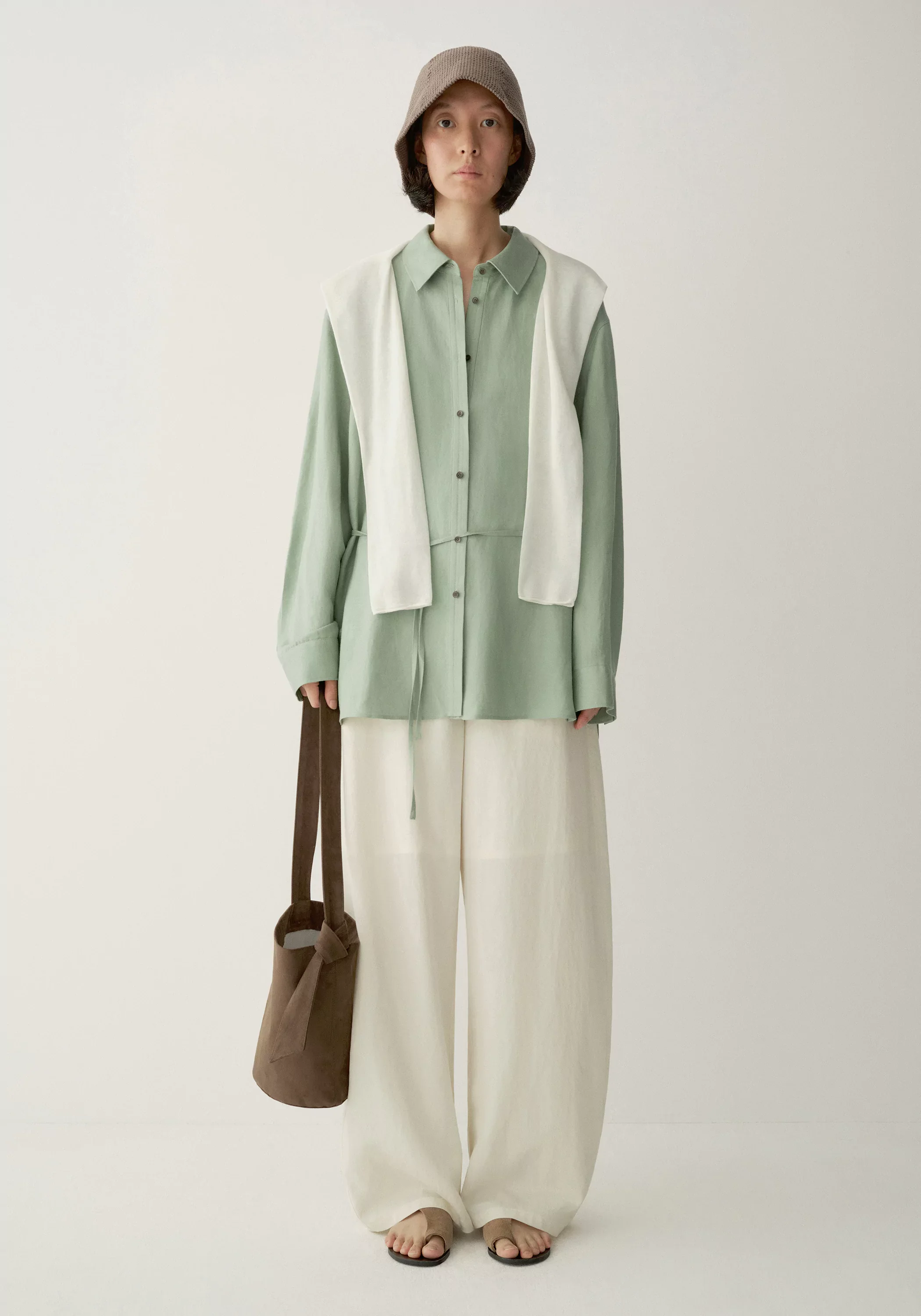 Slim-tie Linen Shirt - Image 16