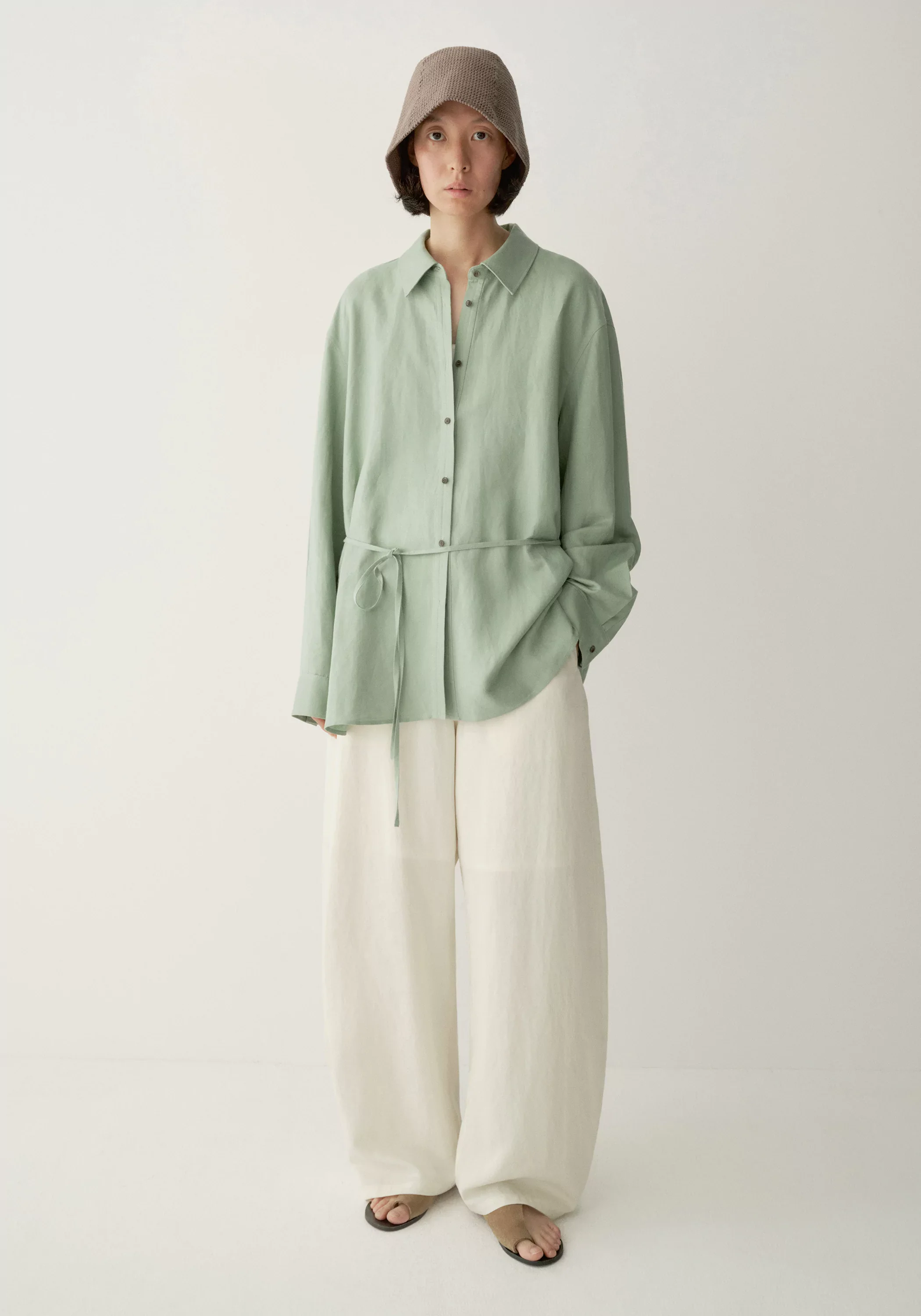Slim-tie Linen Shirt - Image 19