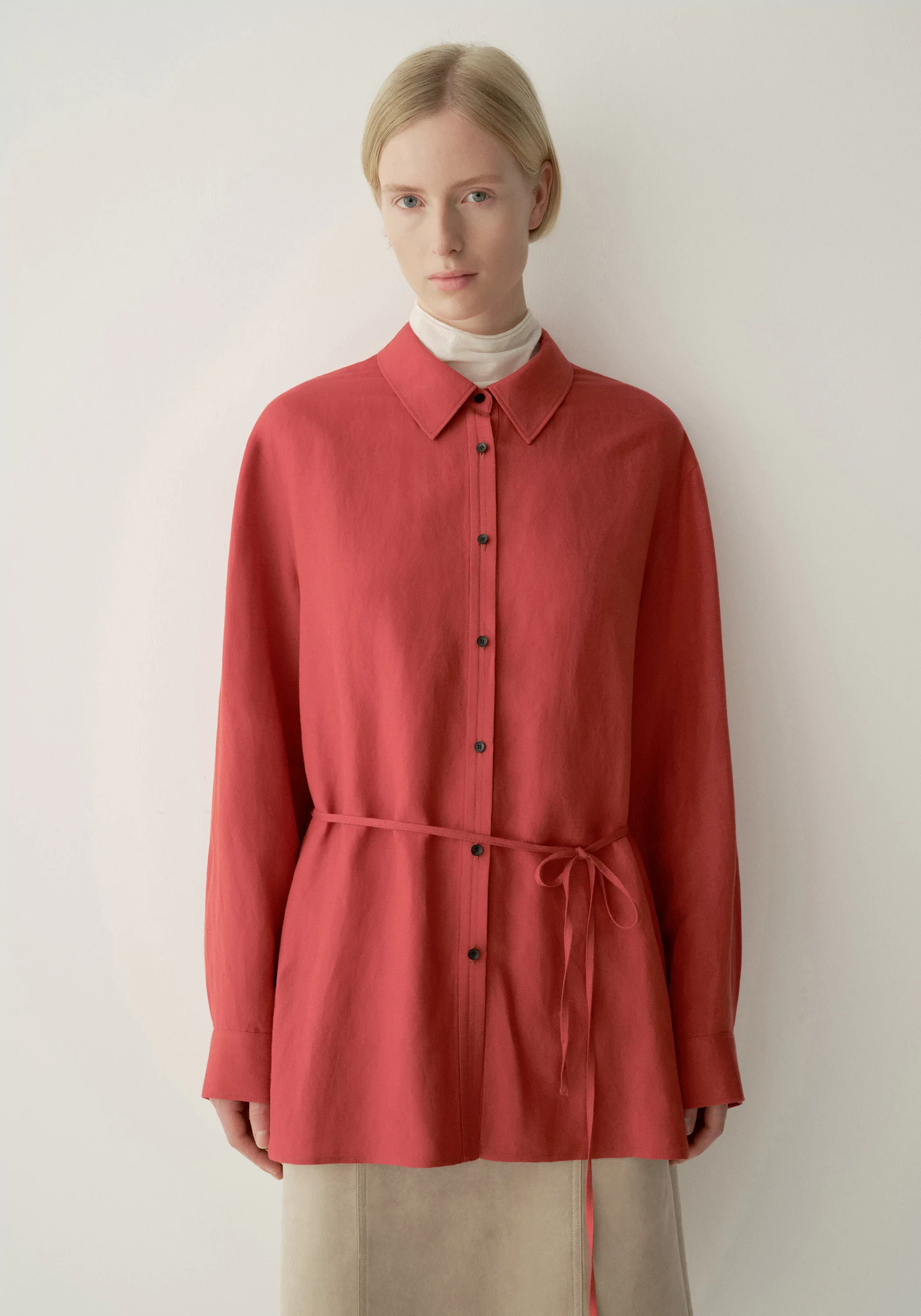 Slim-tie Linen Shirt - Image 5