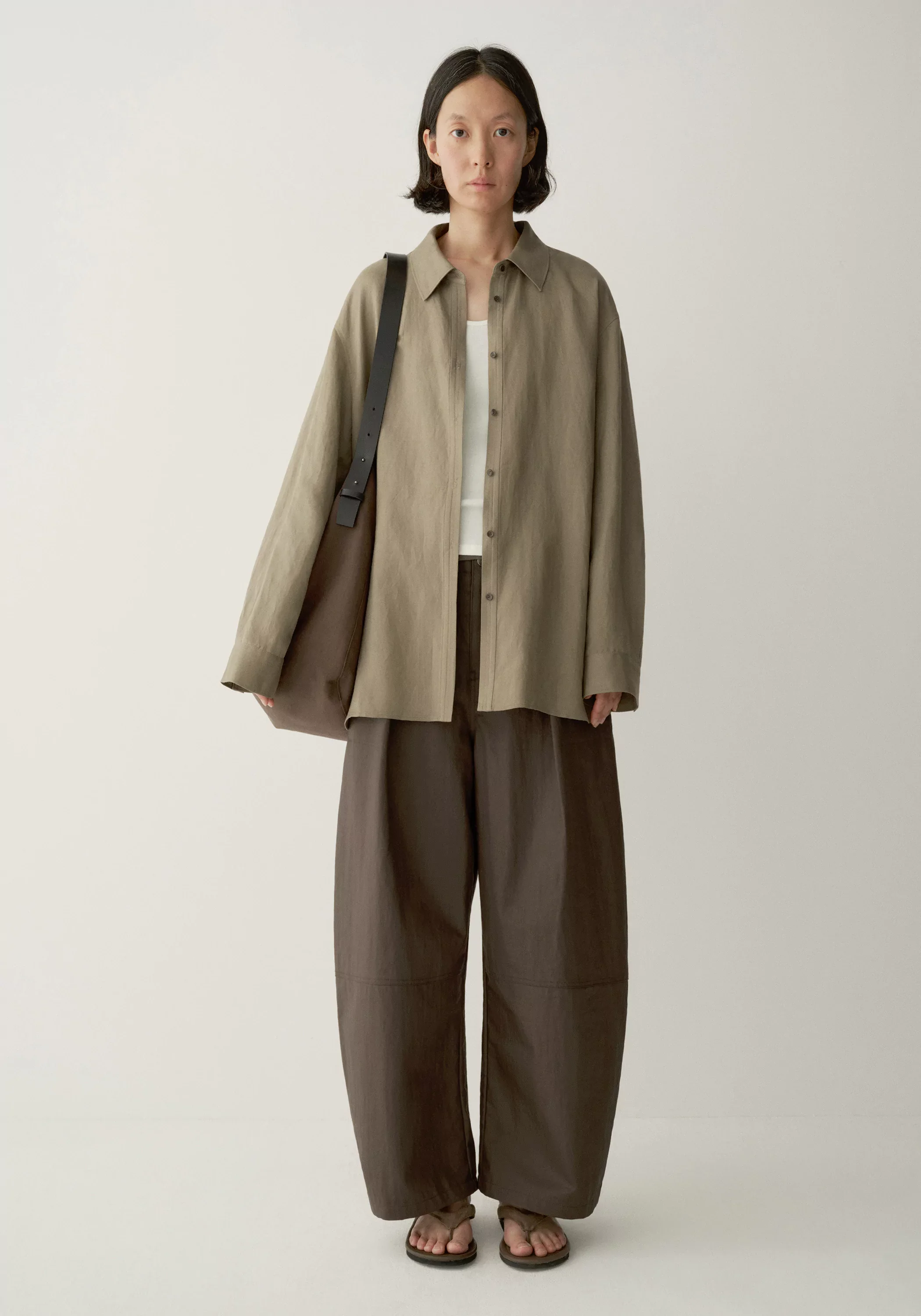Slim-tie Linen Shirt - Image 8