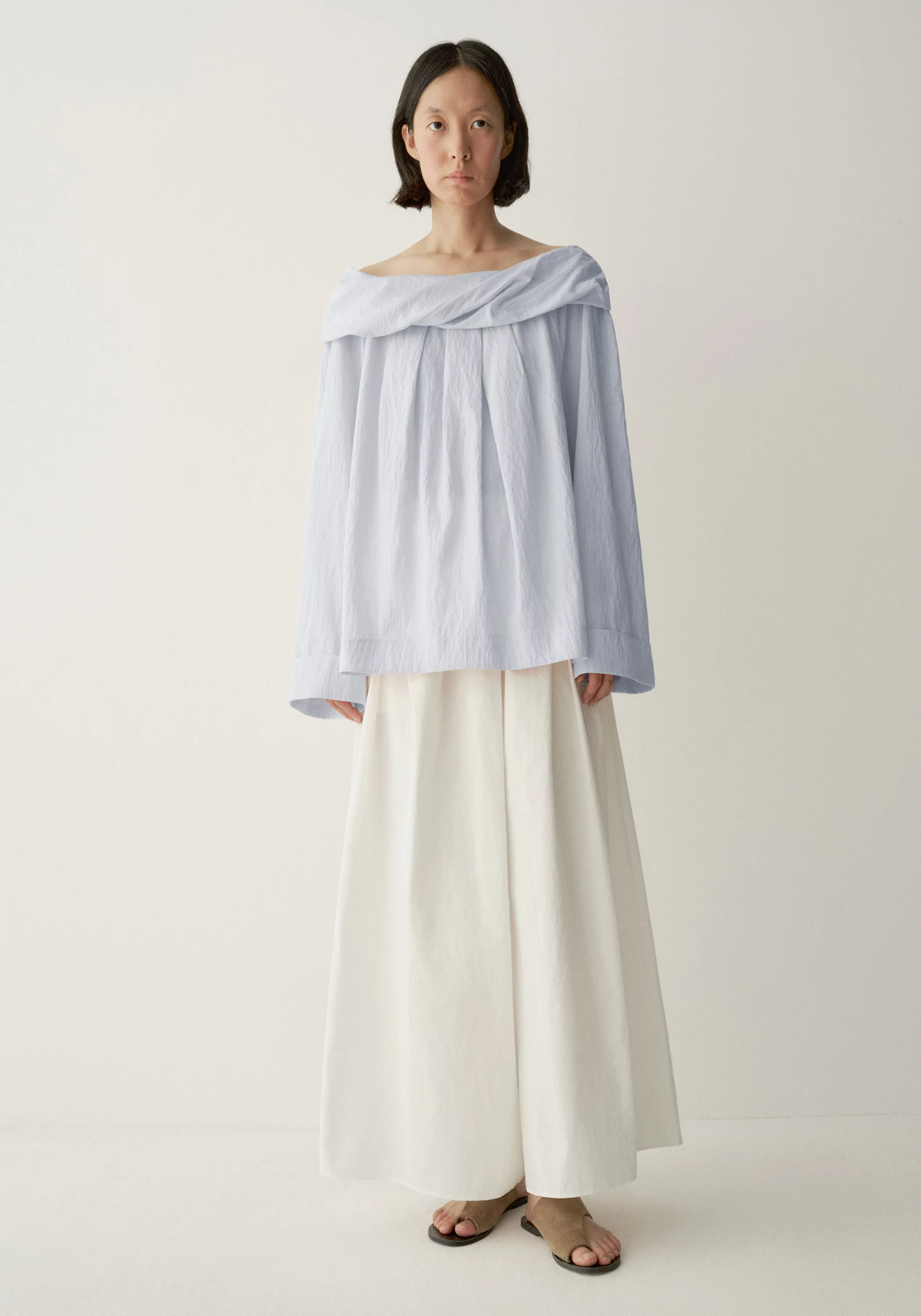 Fleur Pleated Top - Image 17