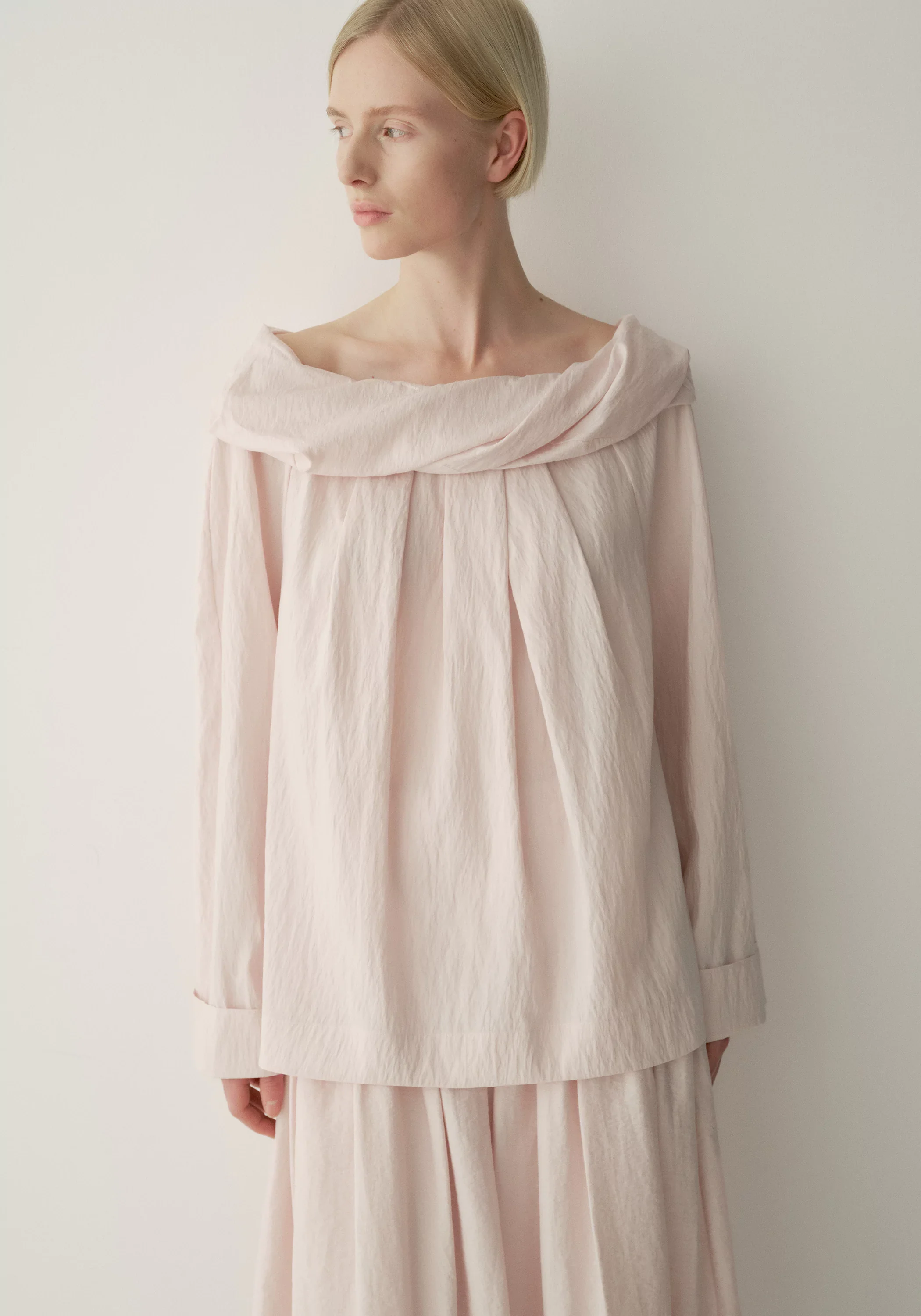 Fleur Pleated Top - Image 23