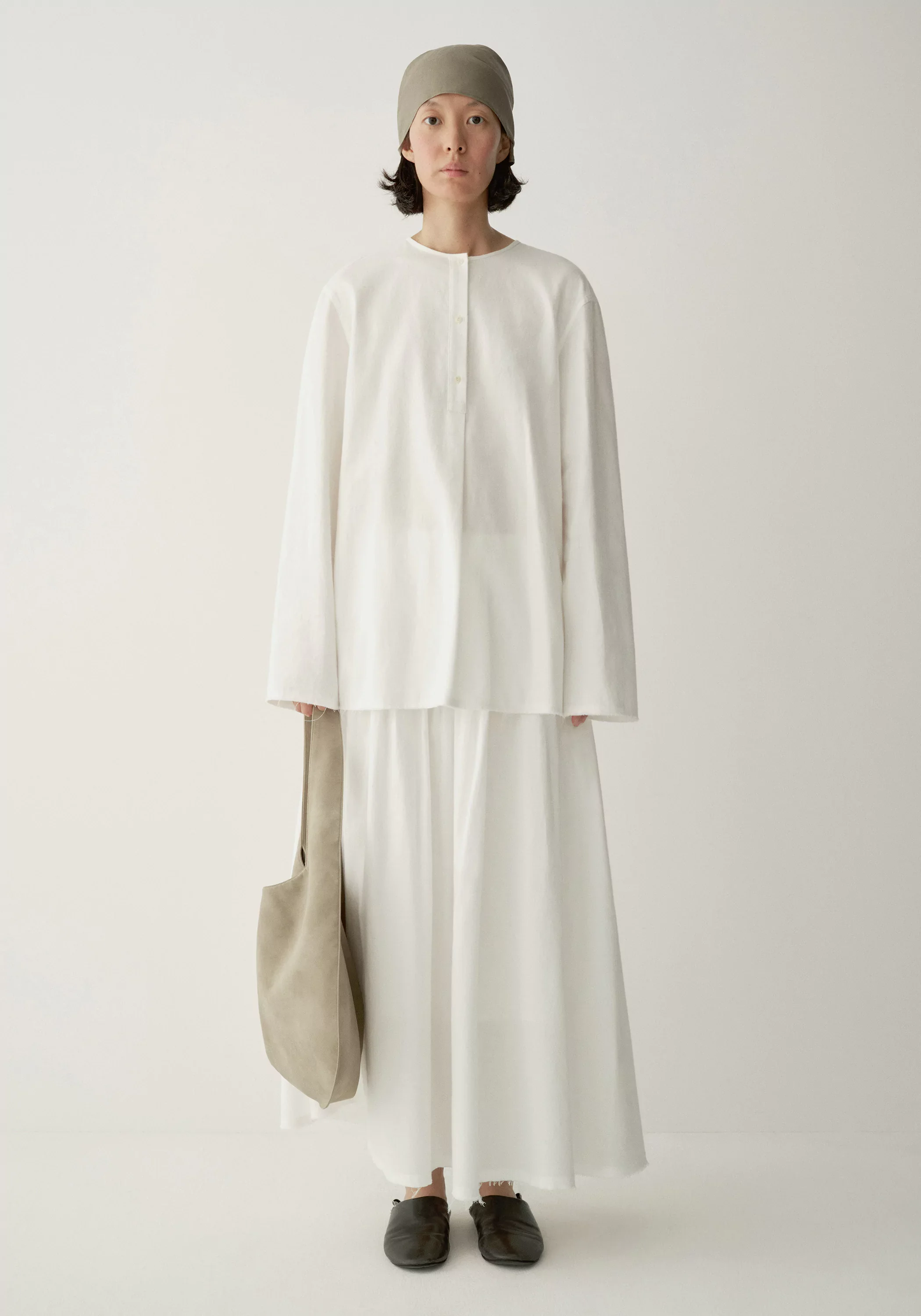 Refined Heritage Cotton Shirt - Image 4