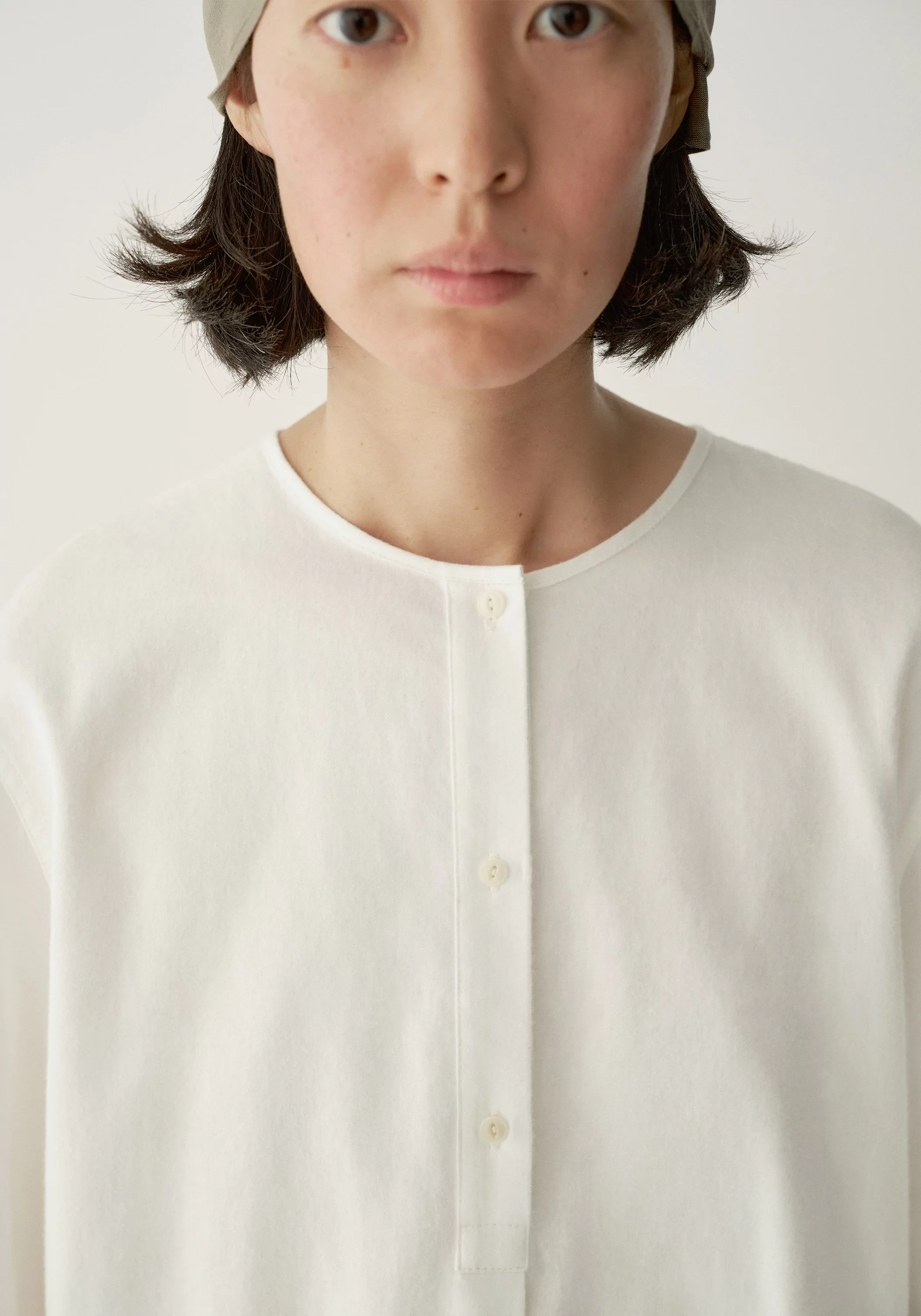 Refined Heritage Cotton Shirt - Image 9