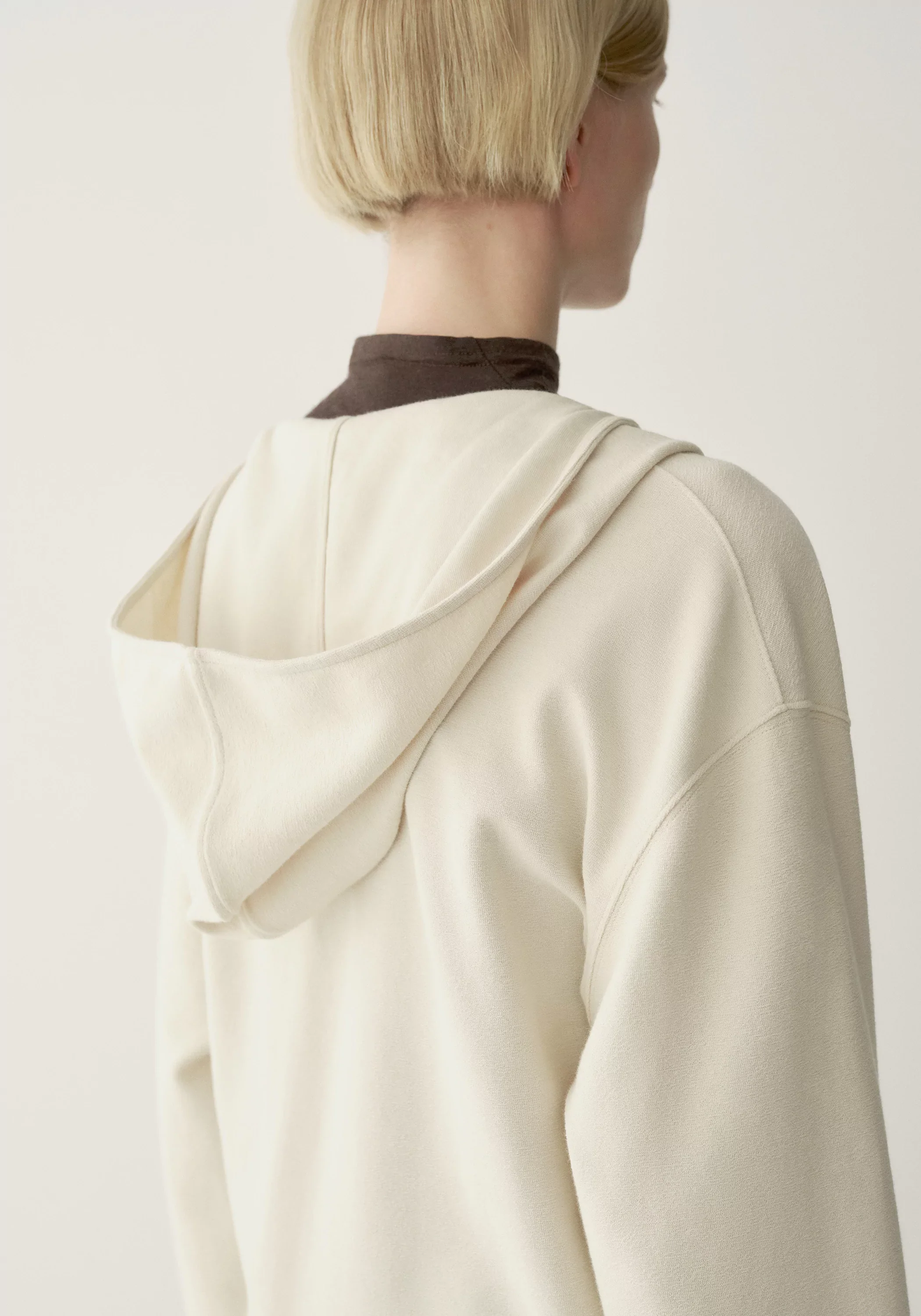 Twist-detail Hooded Sweatshirt - Image 15