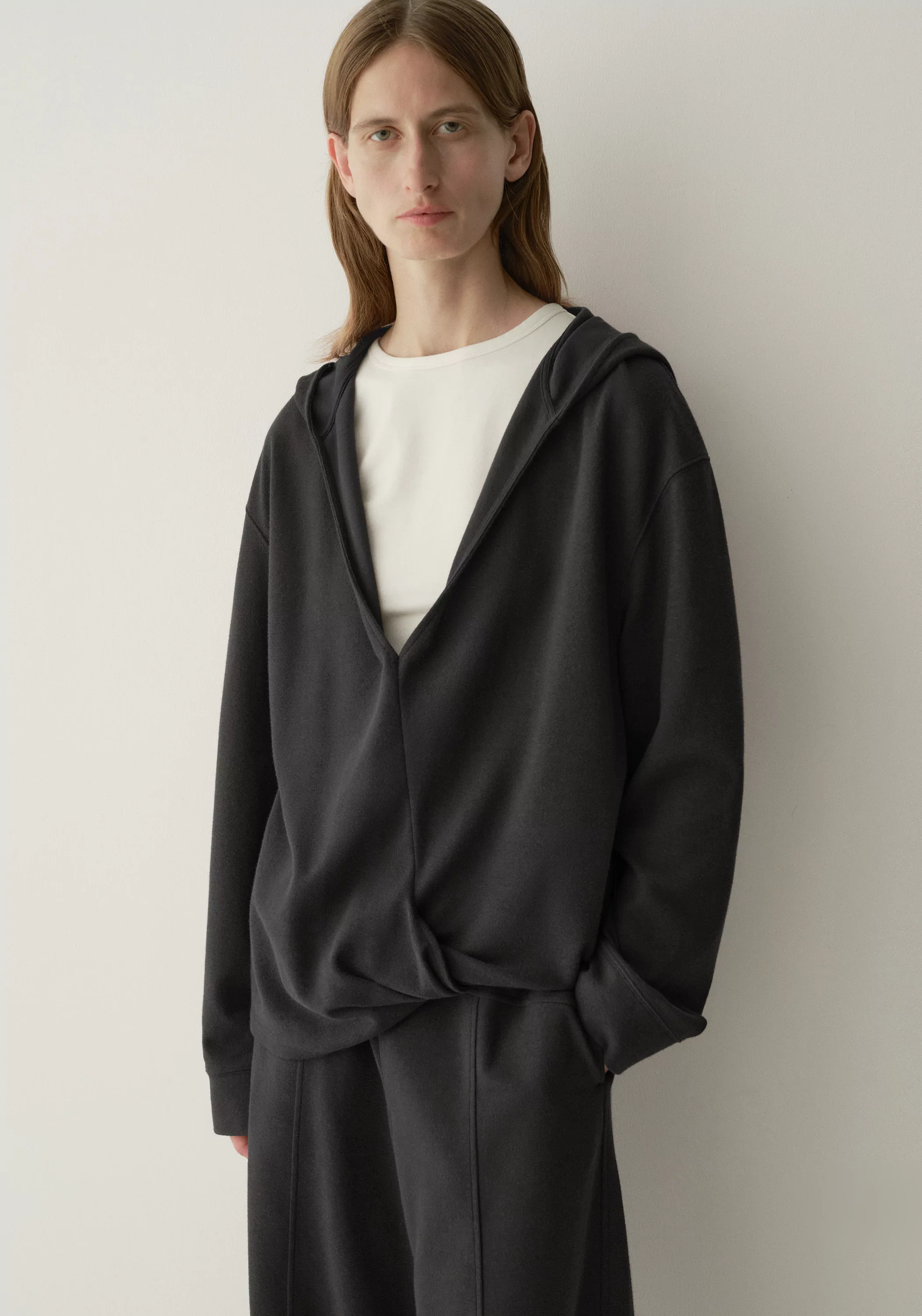 Twist-detail Hooded Sweatshirt - Image 20