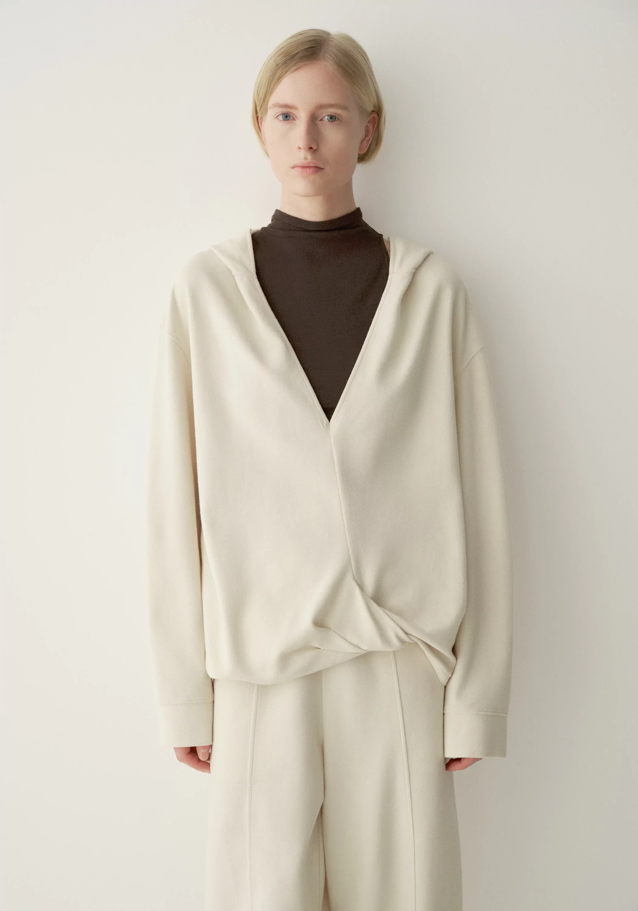 Twist-detail Hooded Sweatshirt - Image 3