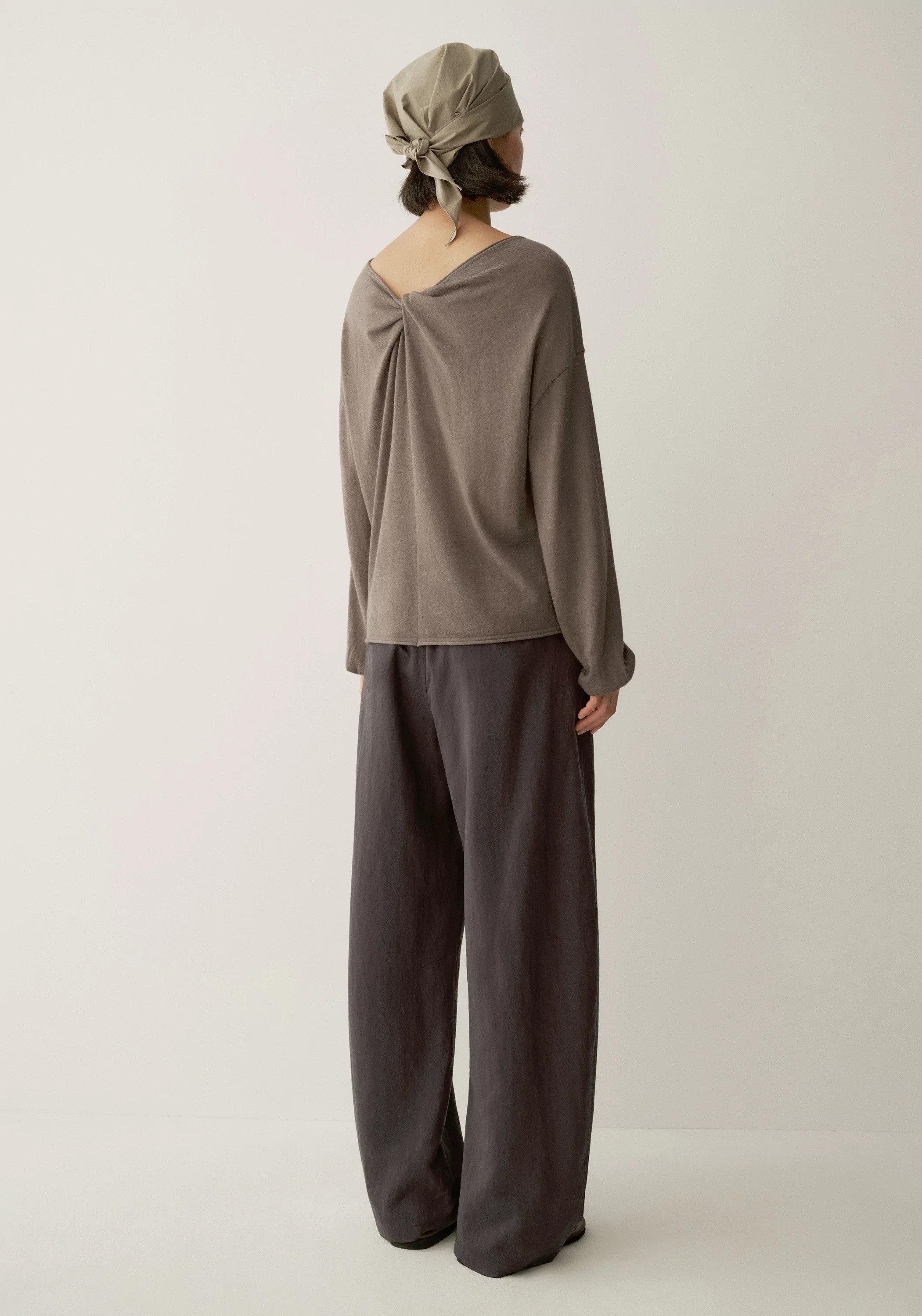 Two-way Knitted Blouse - Image 12