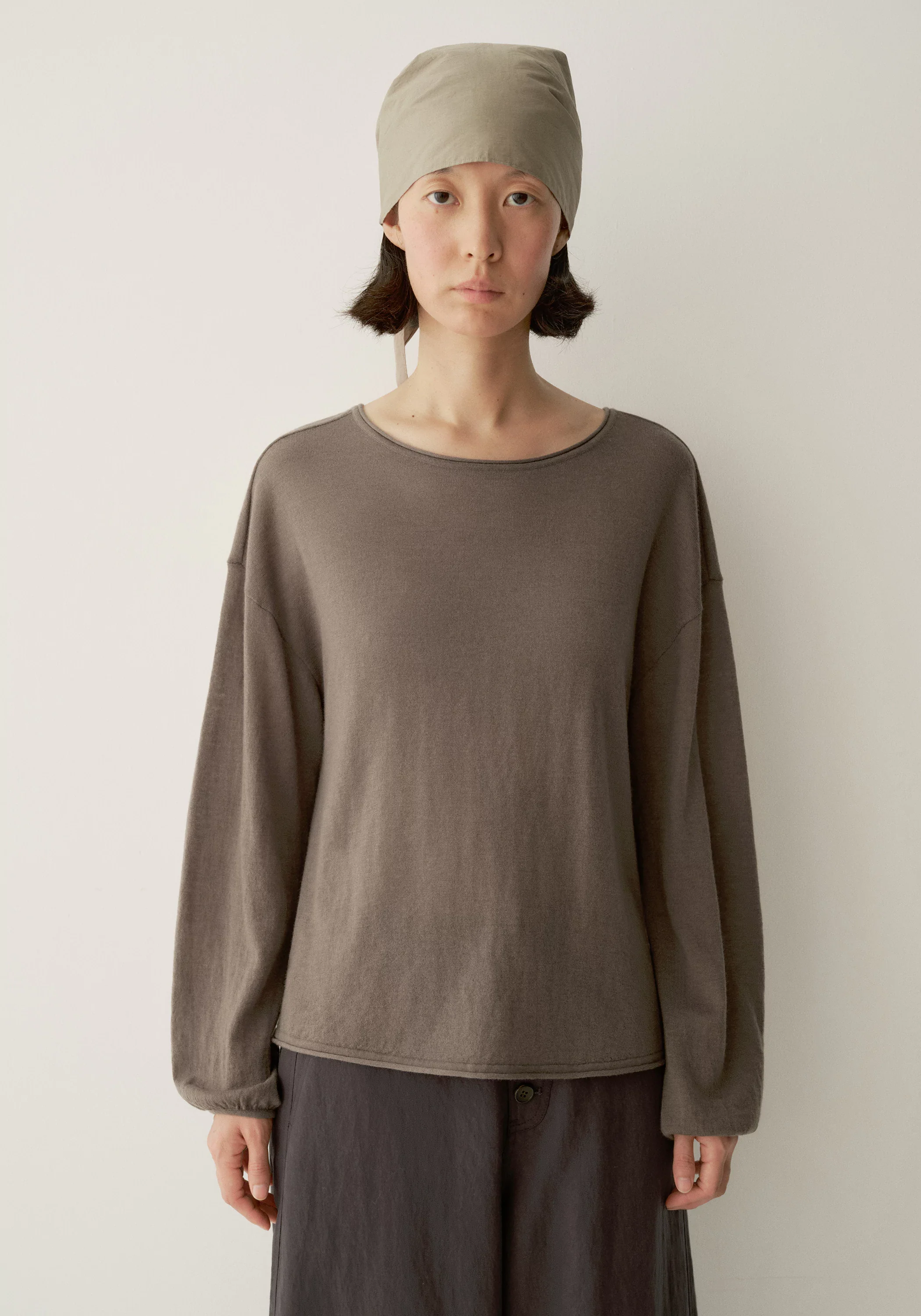 Two-way Knitted Blouse - Image 15