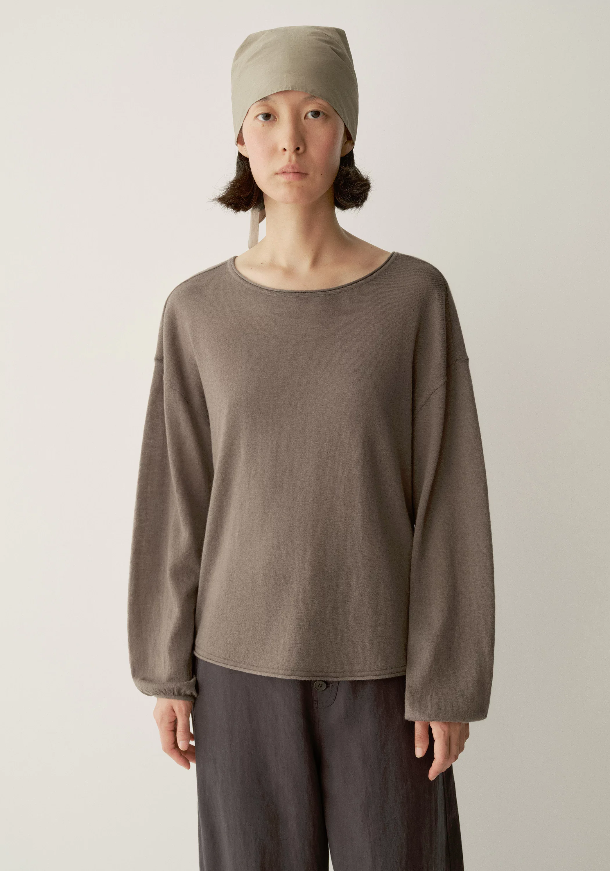 Two-way Knitted Blouse - Image 9