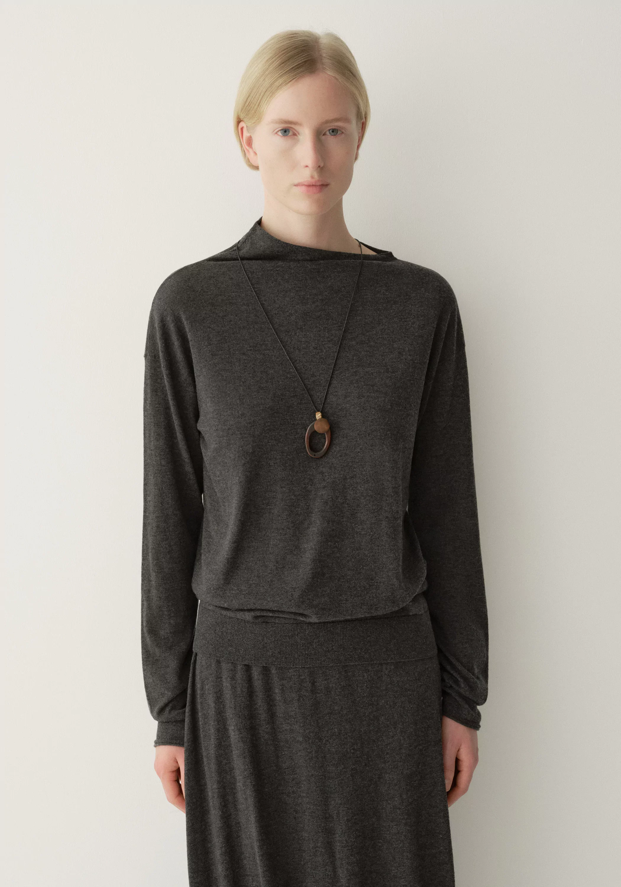 Wool-silk Pullover