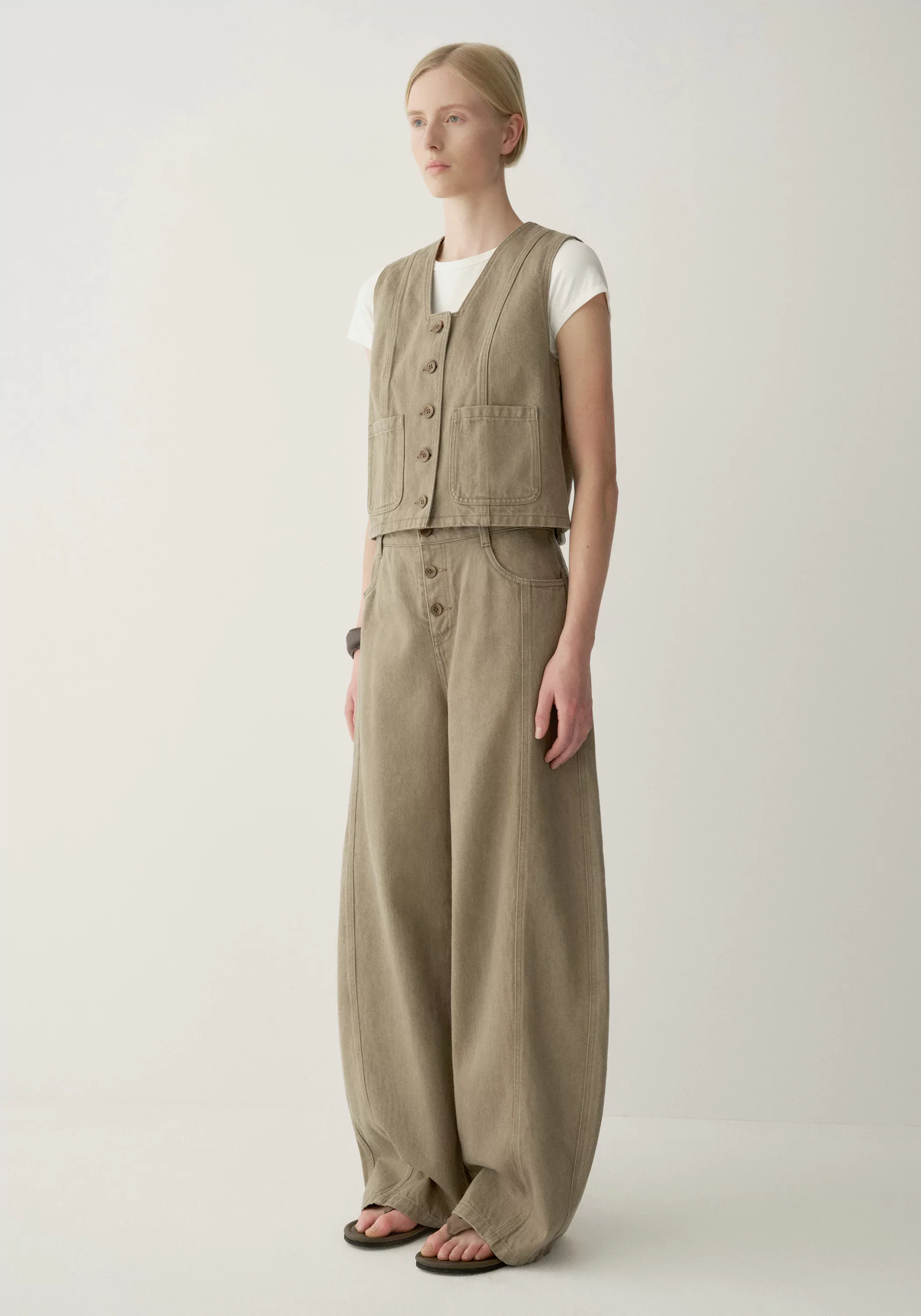 Architectural-neck Denim Vest - Image 5