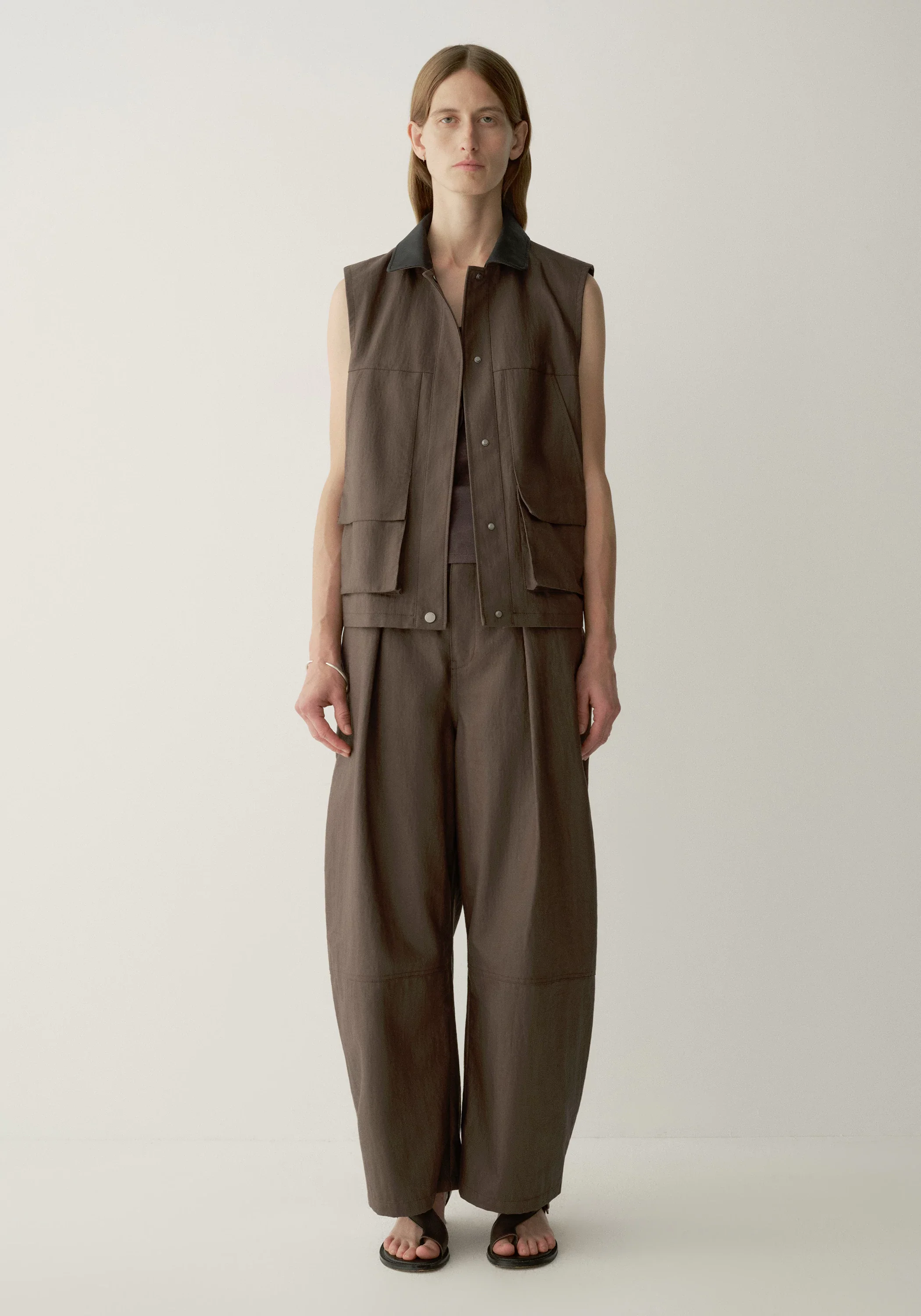 Contrast-collar Coated Vest - Image 12