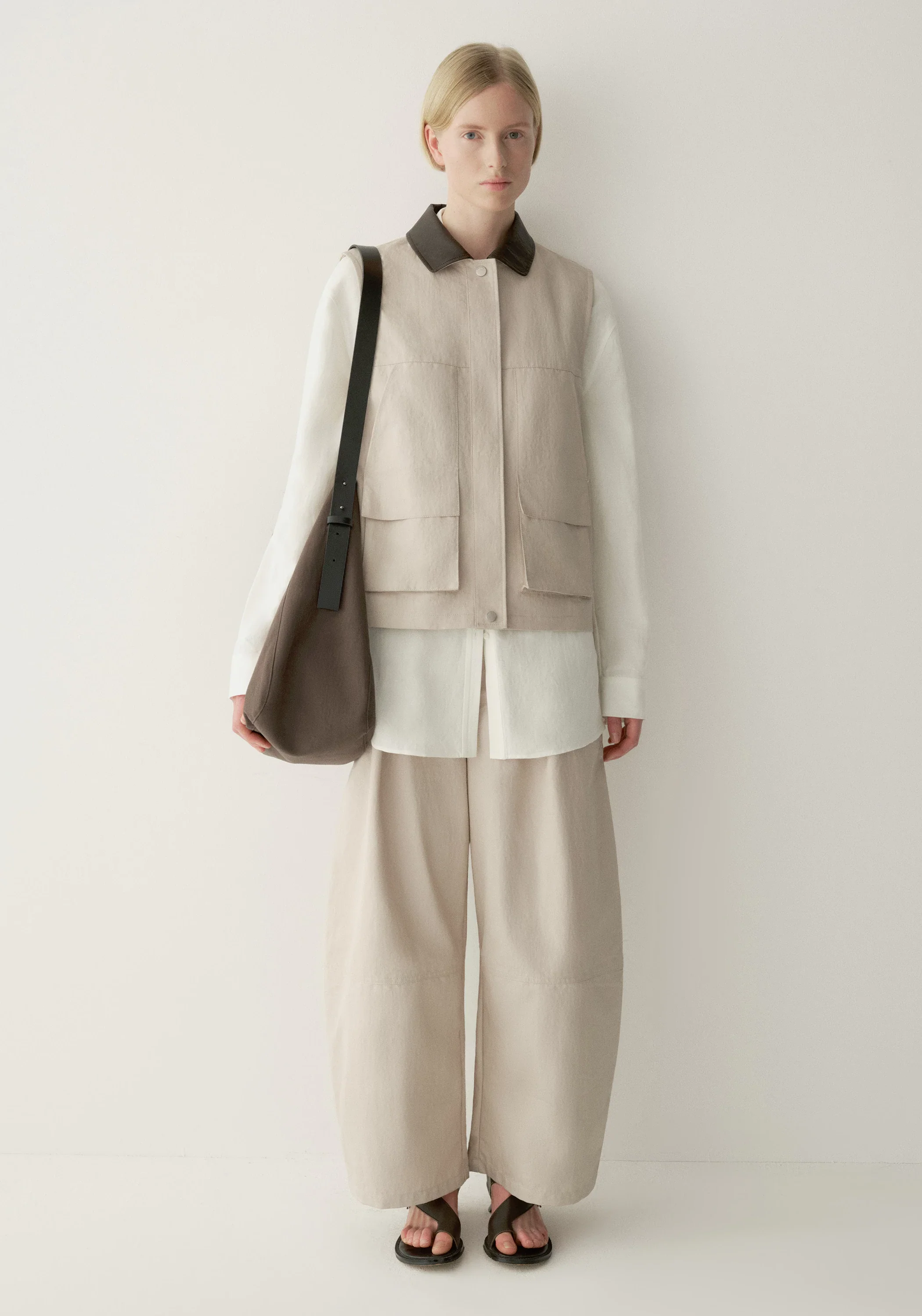 Contrast-collar Coated Vest - Image 4