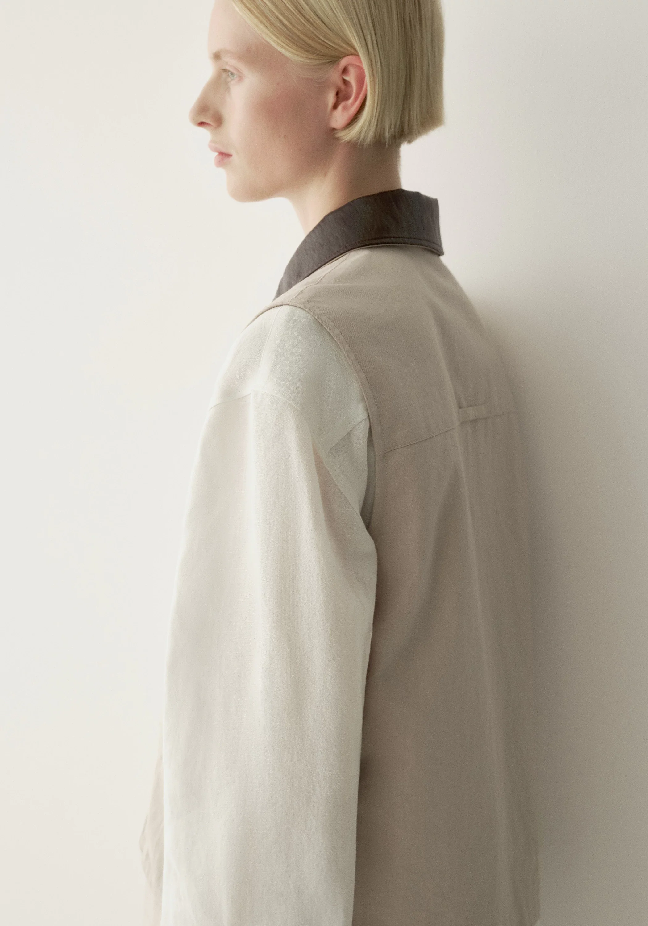 Contrast-collar Coated Vest - Image 8
