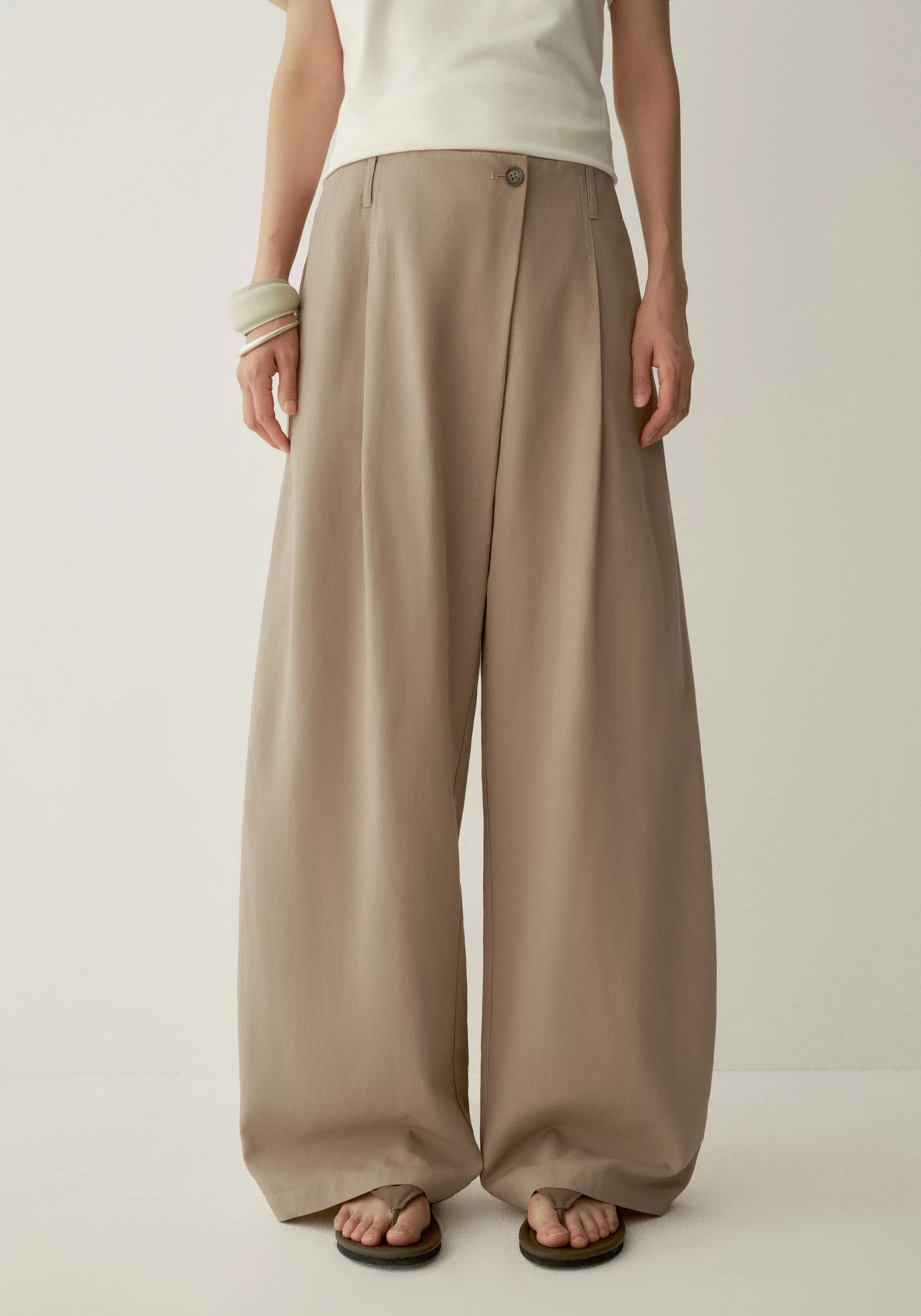 Asymmetric Curved Pants - Image 11