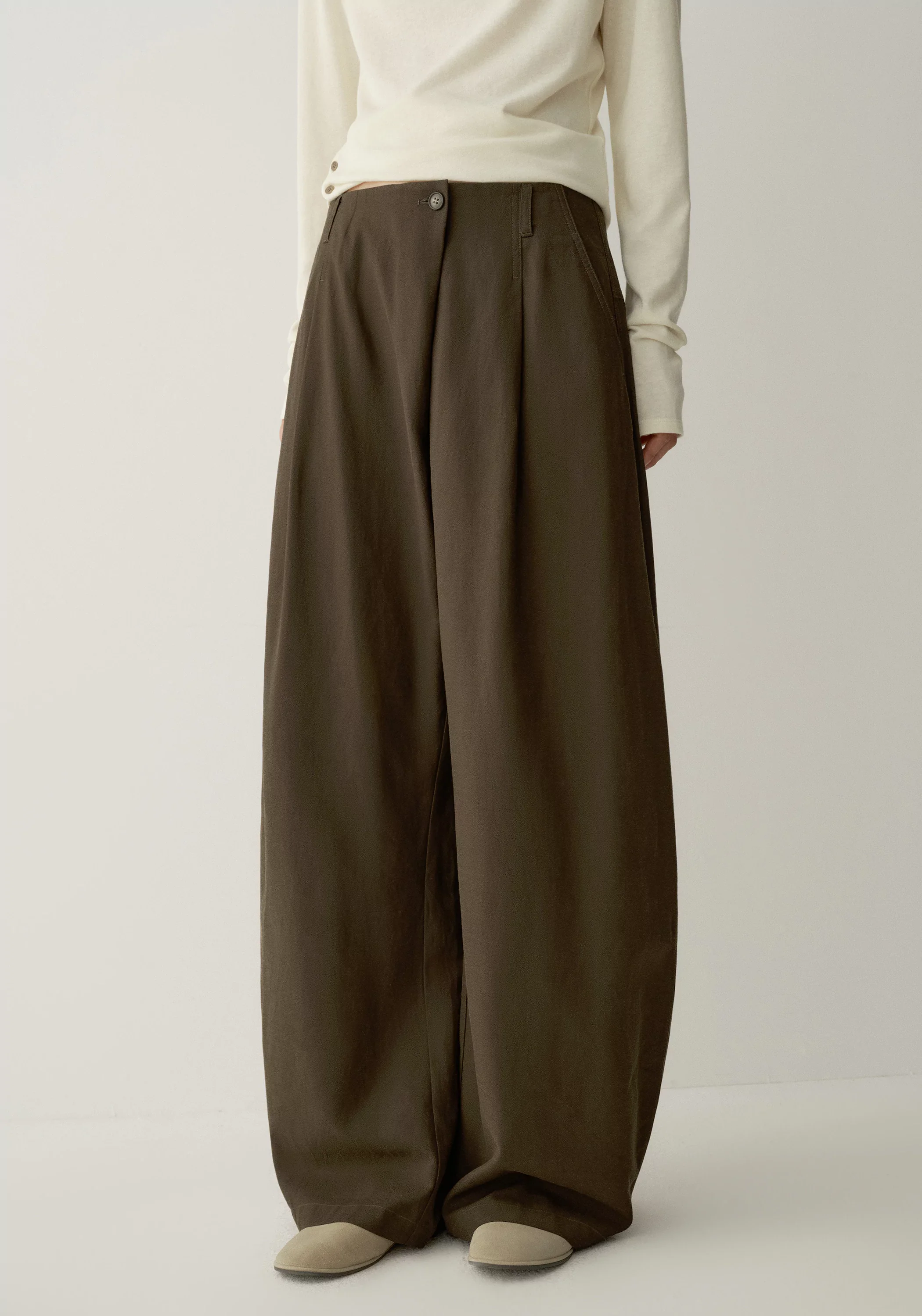 Asymmetric Curved Pants - Image 6